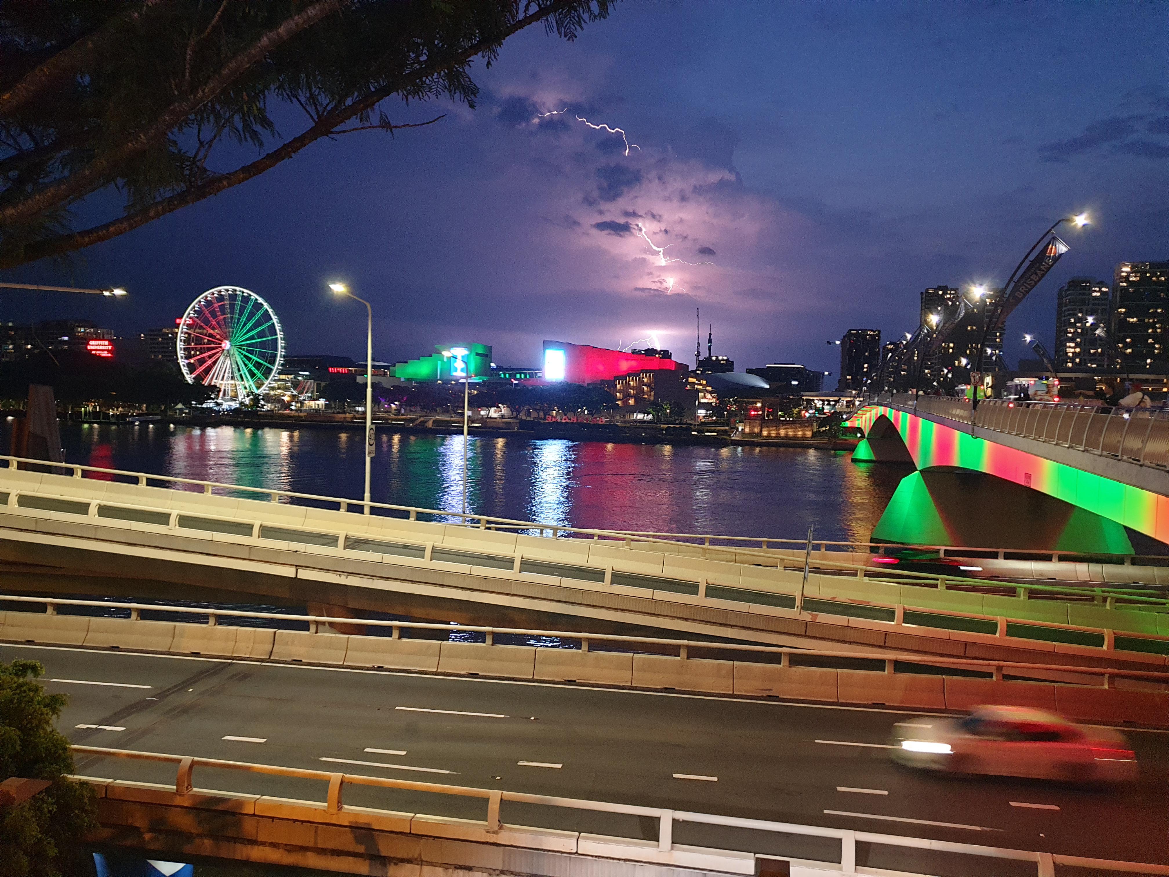 Caught this lighting while trying to capture the beauty of the city r