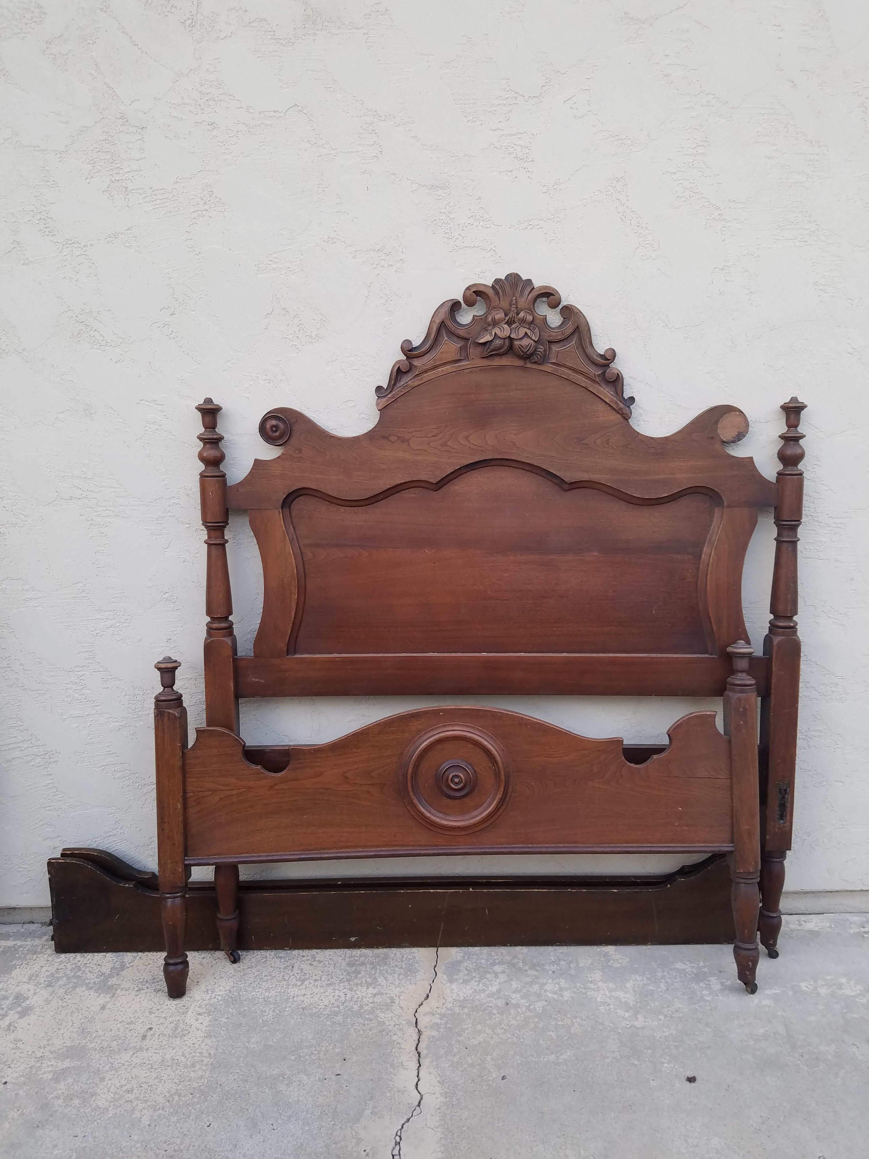 Antique bed frame r/woodworking