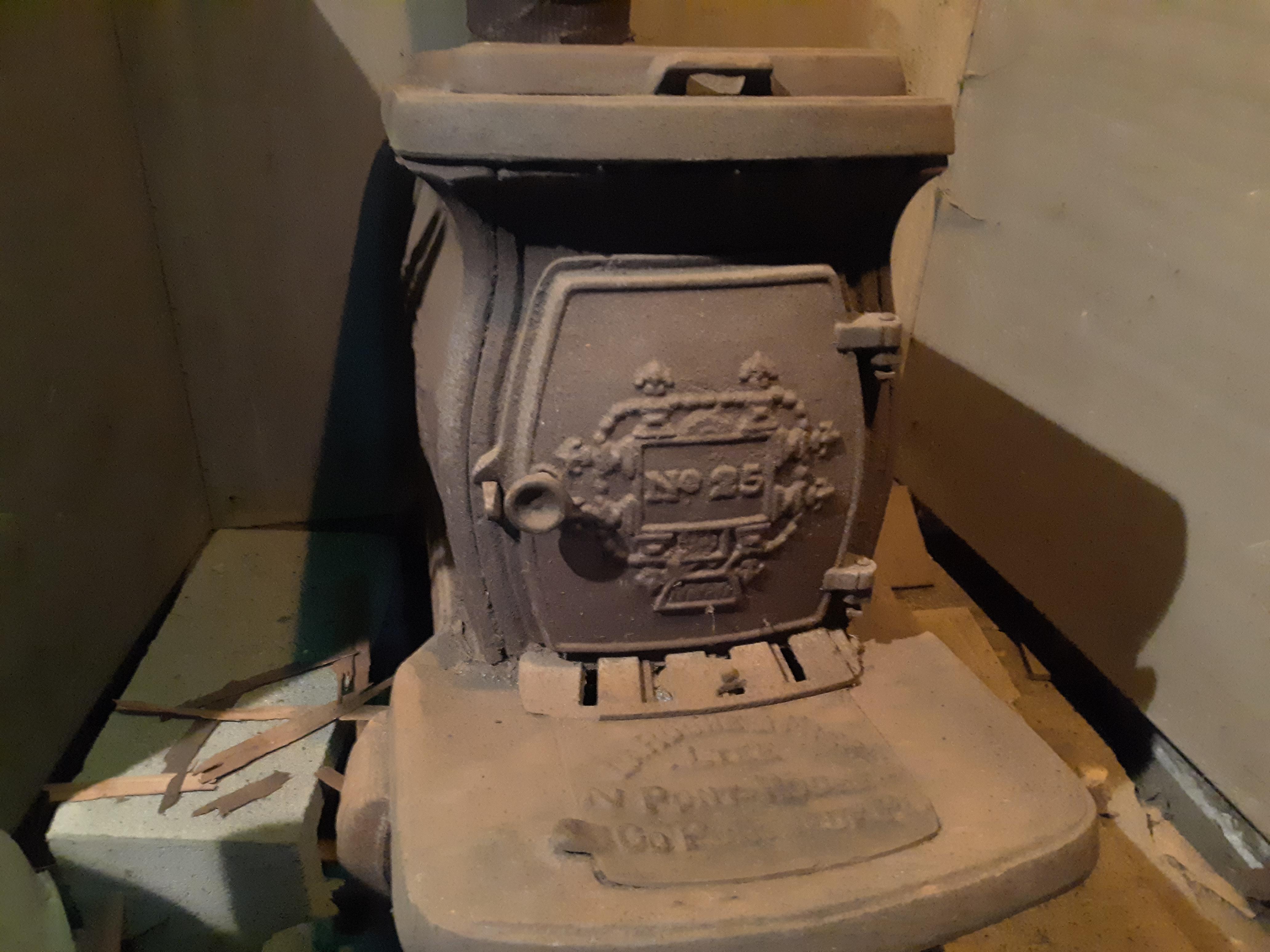 Help me identify this stove!!! r/woodstoving