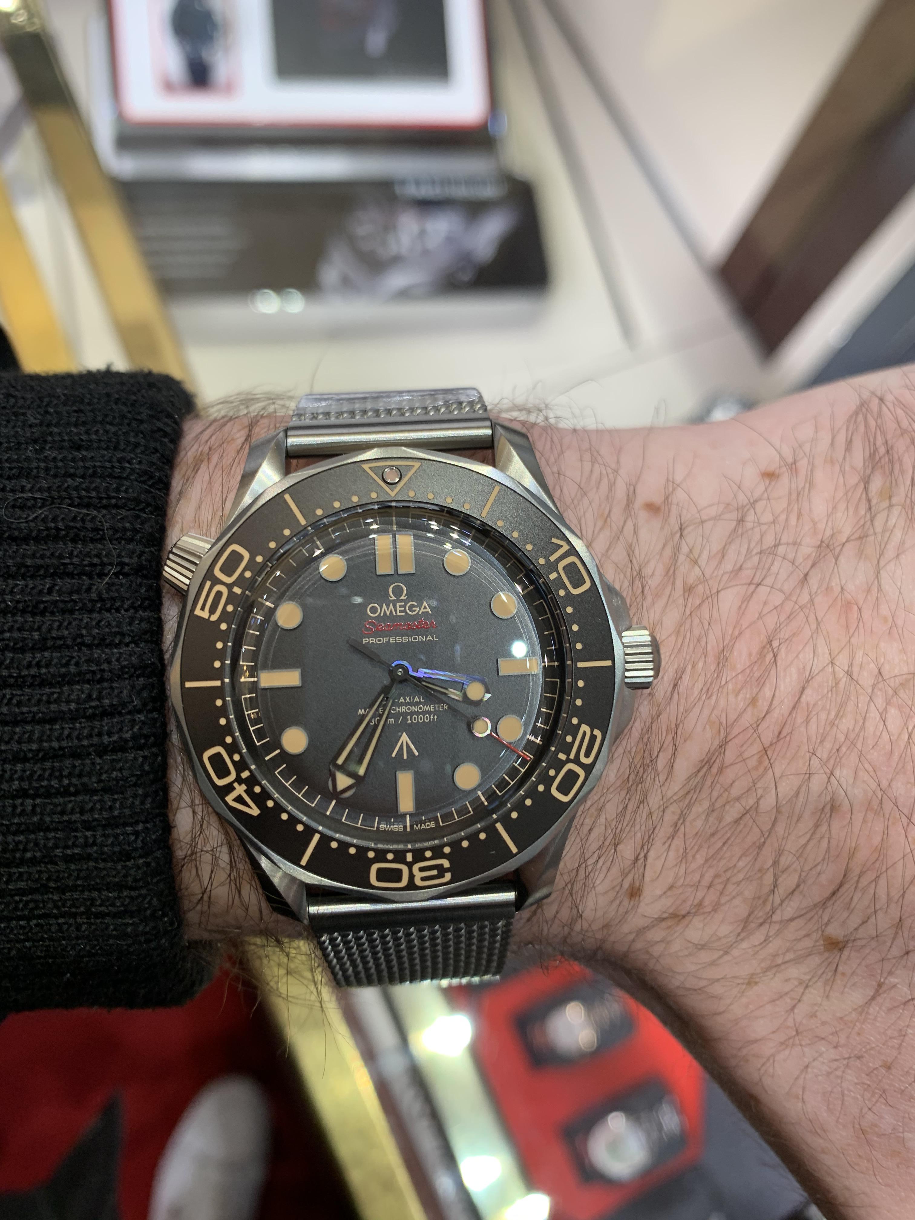 [Omega] Seamaster 300m James Bond Edition r/Watches