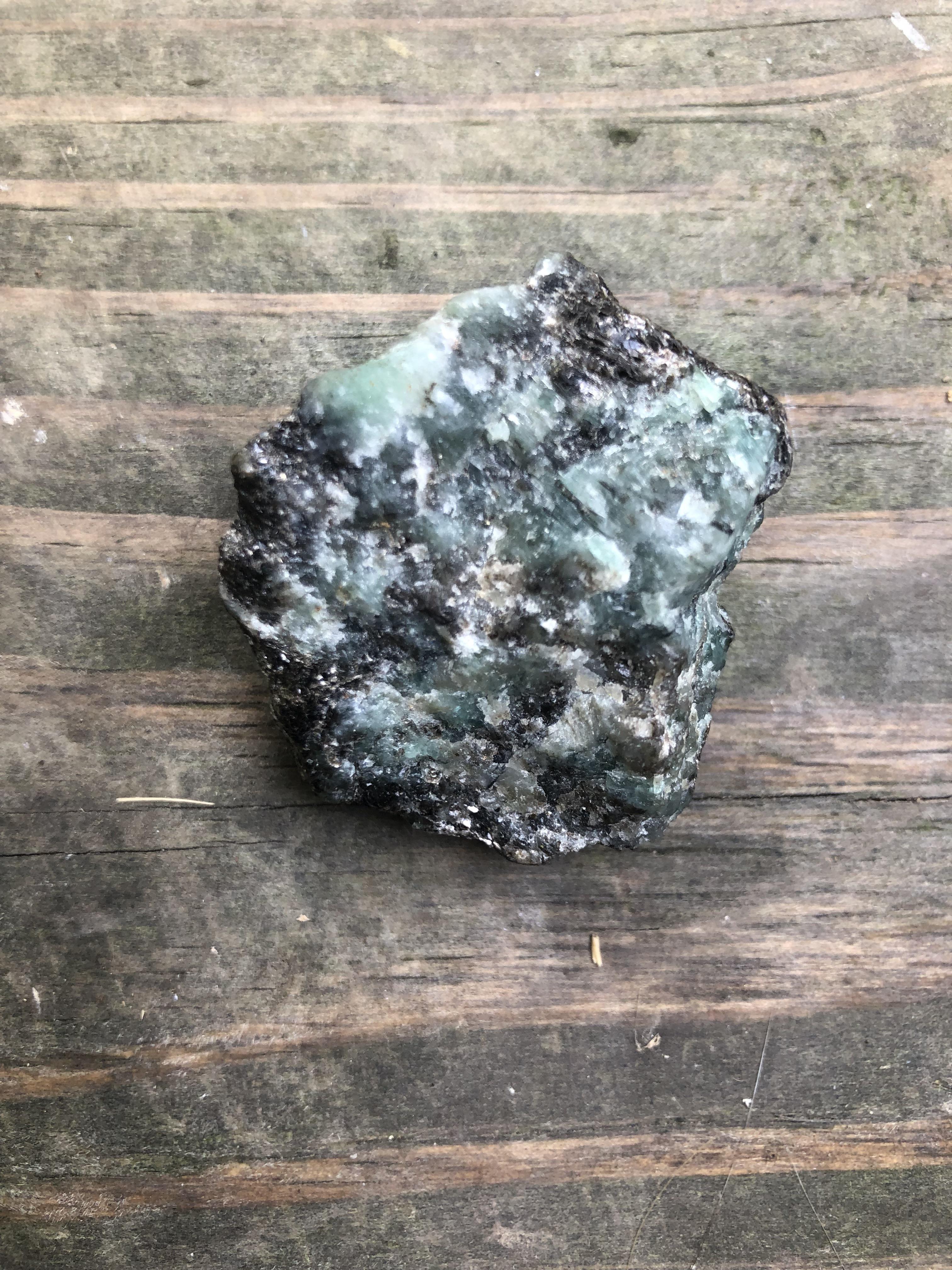 Any one know what this is? I found it in Illinois if that helps? r