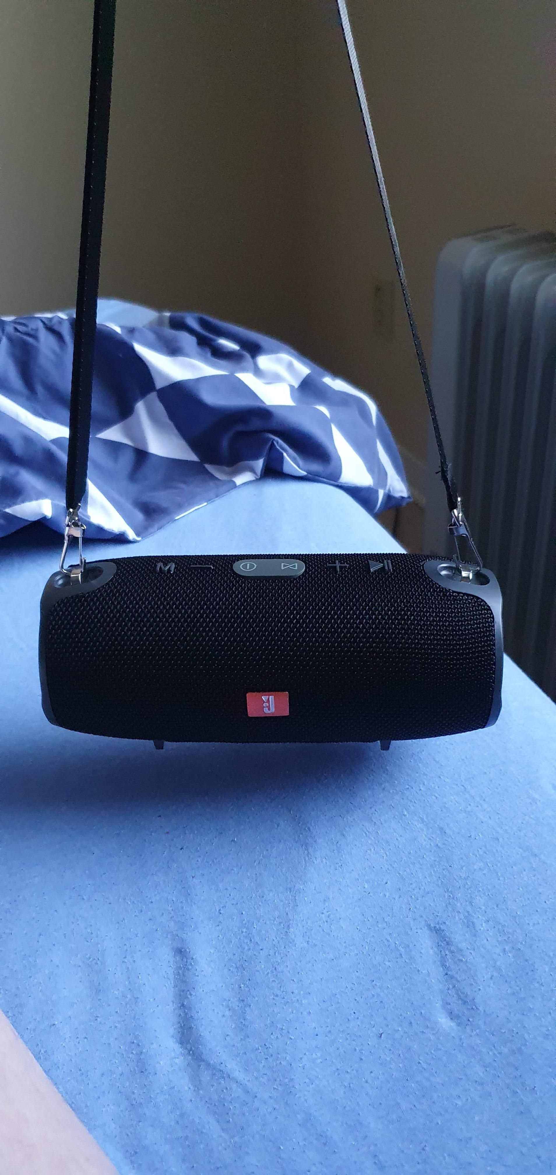 Fake JBL xtreme 😆 r/JBL