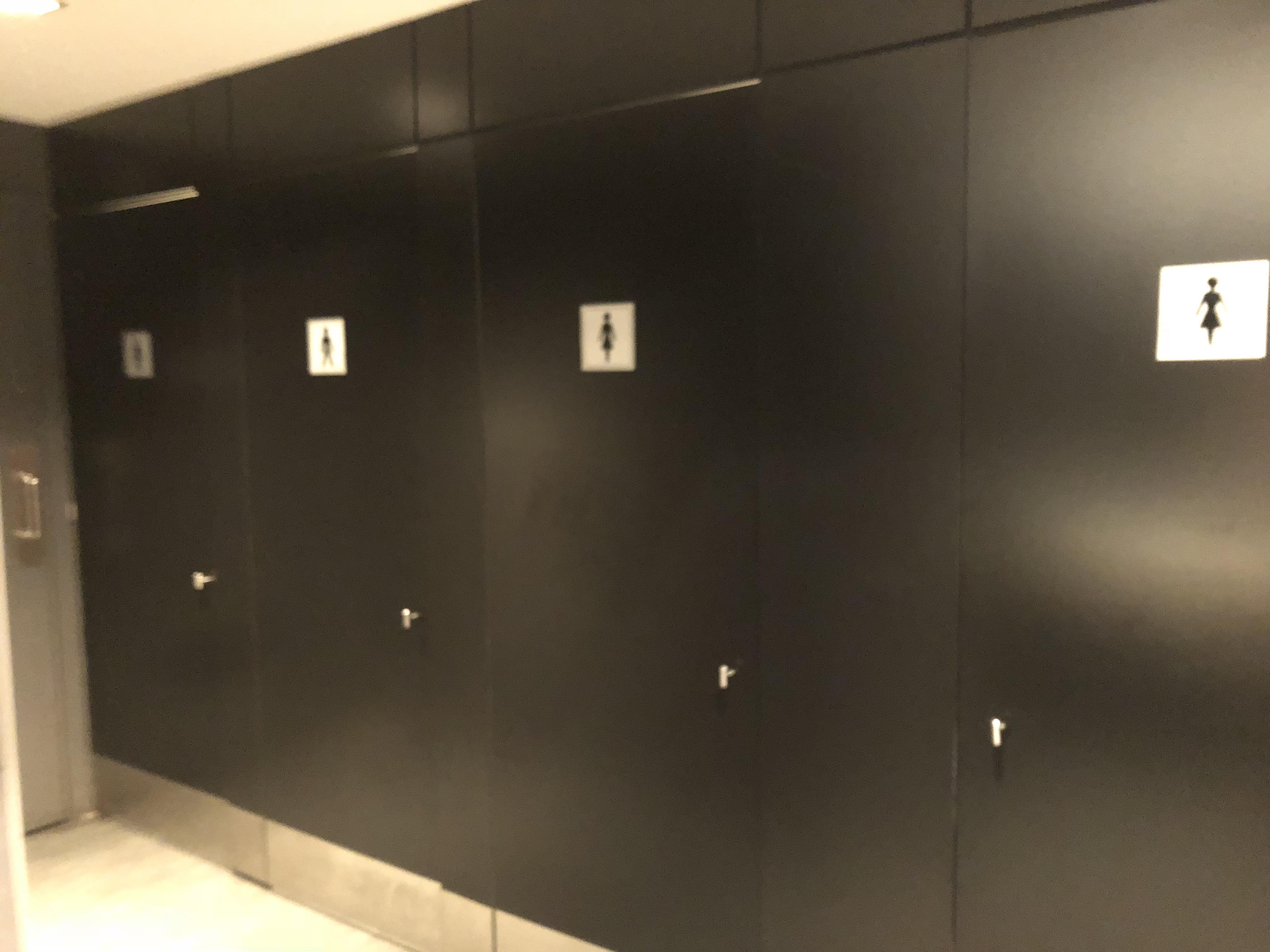 Unisex bathrooms in Canada r/mildlyinteresting