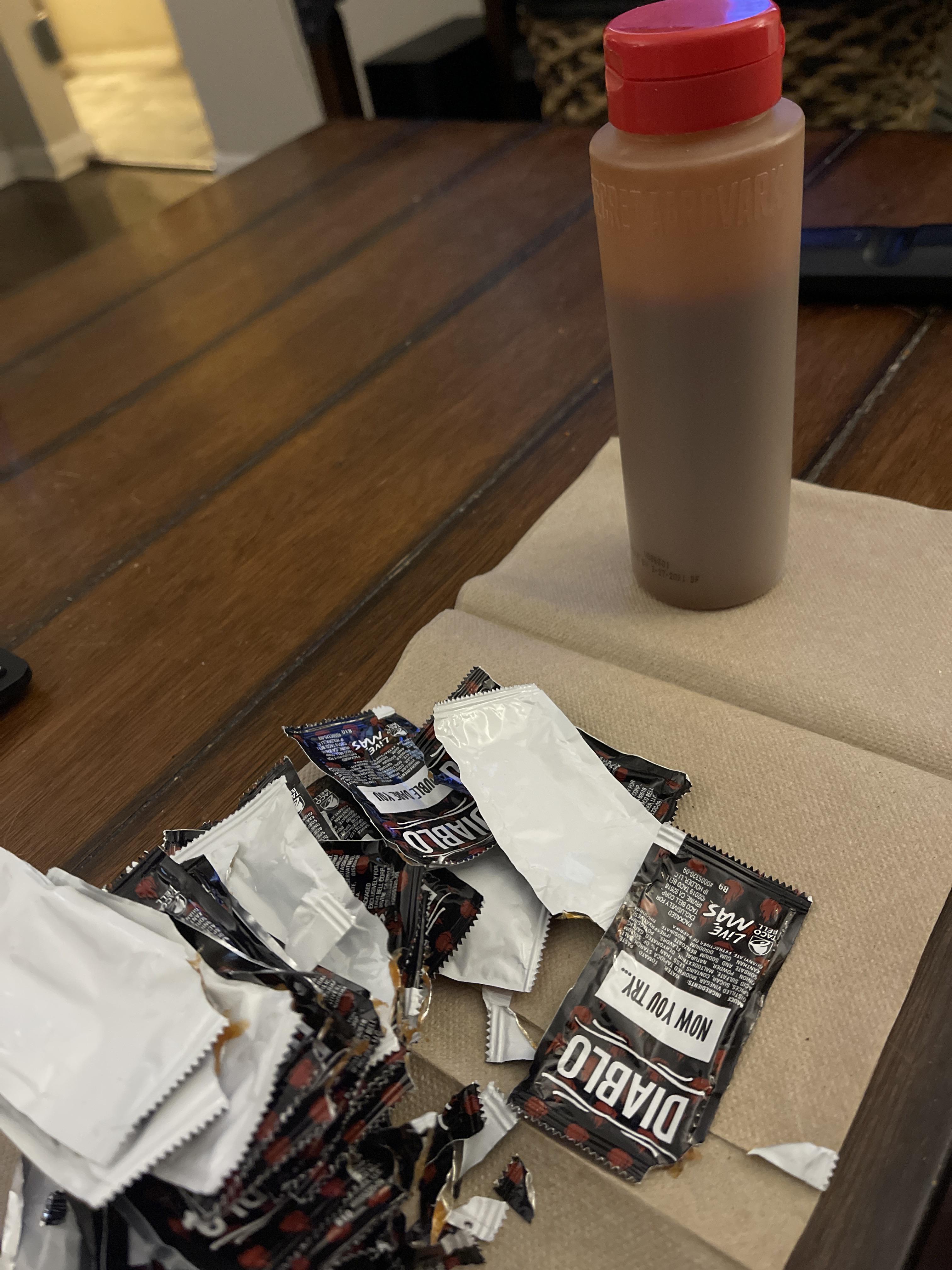 What to do when you have 37 extra Taco Bell hot sauce packets. r/hotsauce