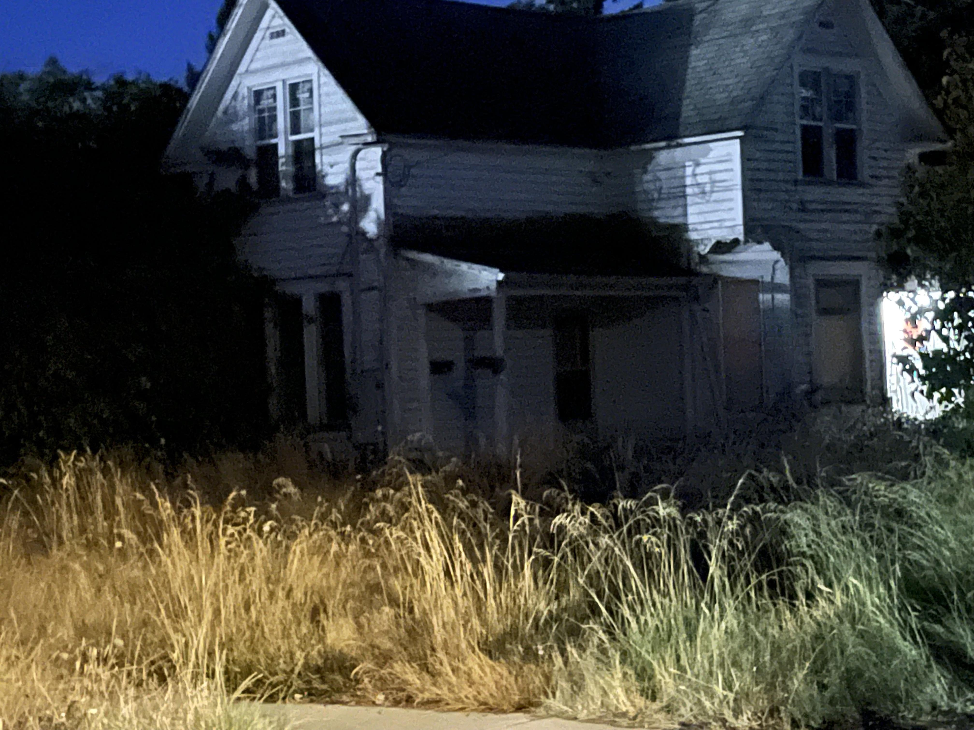 Does anyone know the story of this haunted house on N Meridian? r/Newberg