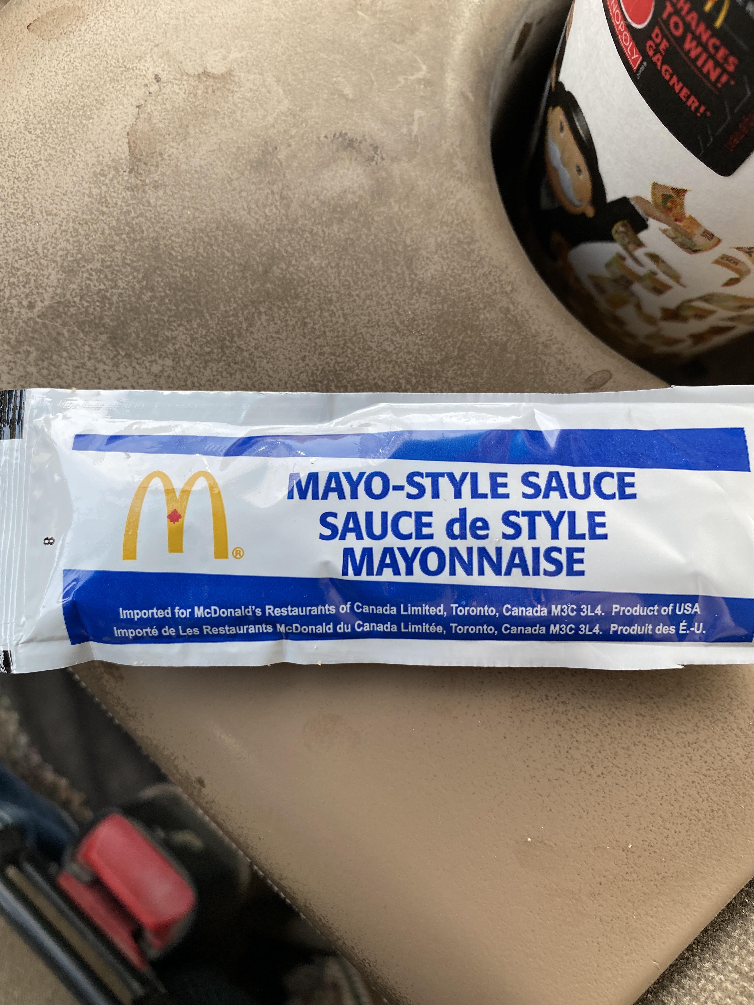Mayo “style” sauce. So what is it then? r/mildlyinteresting