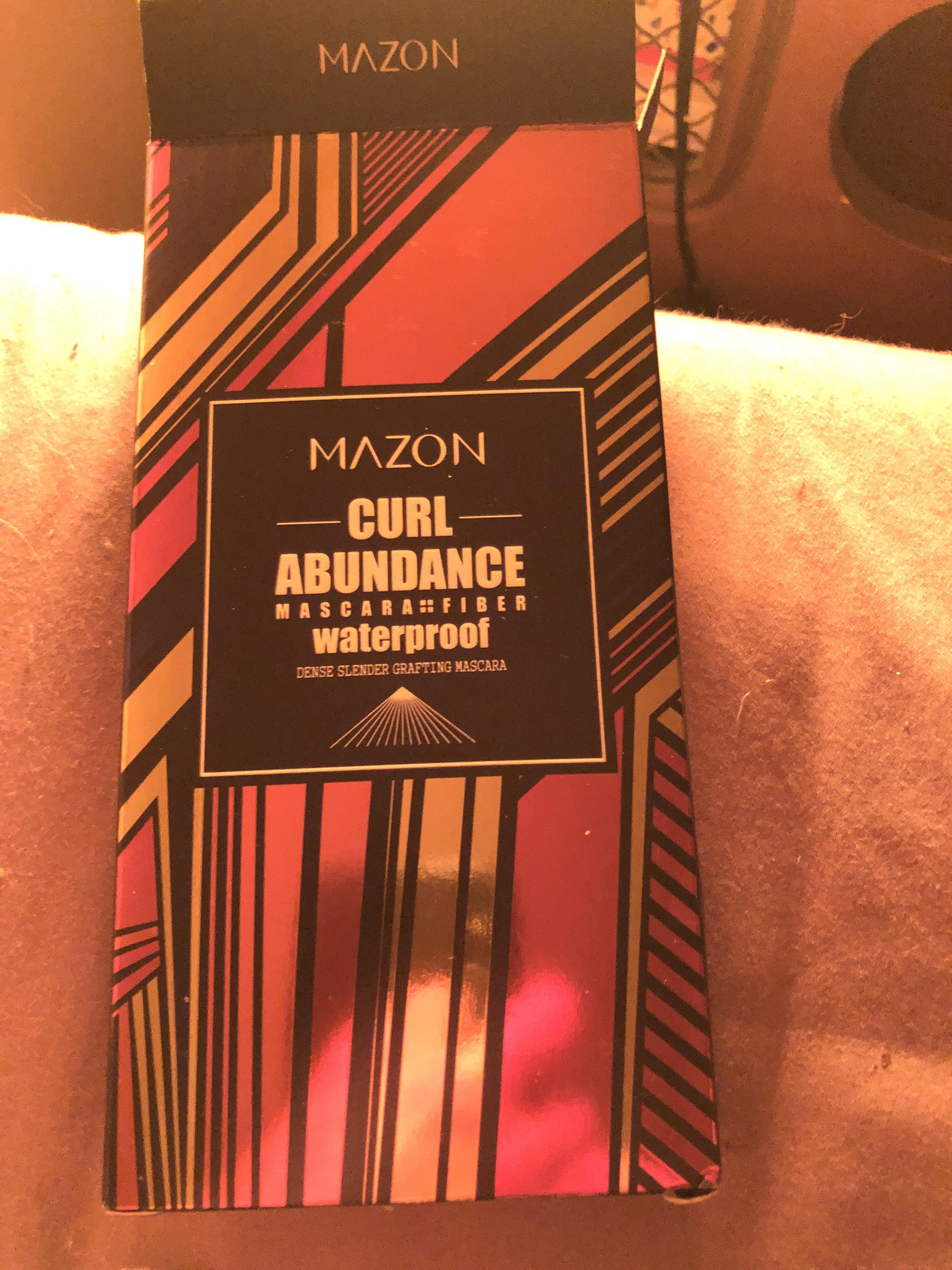 Anyone know how to apply this mascara? The instructions did not