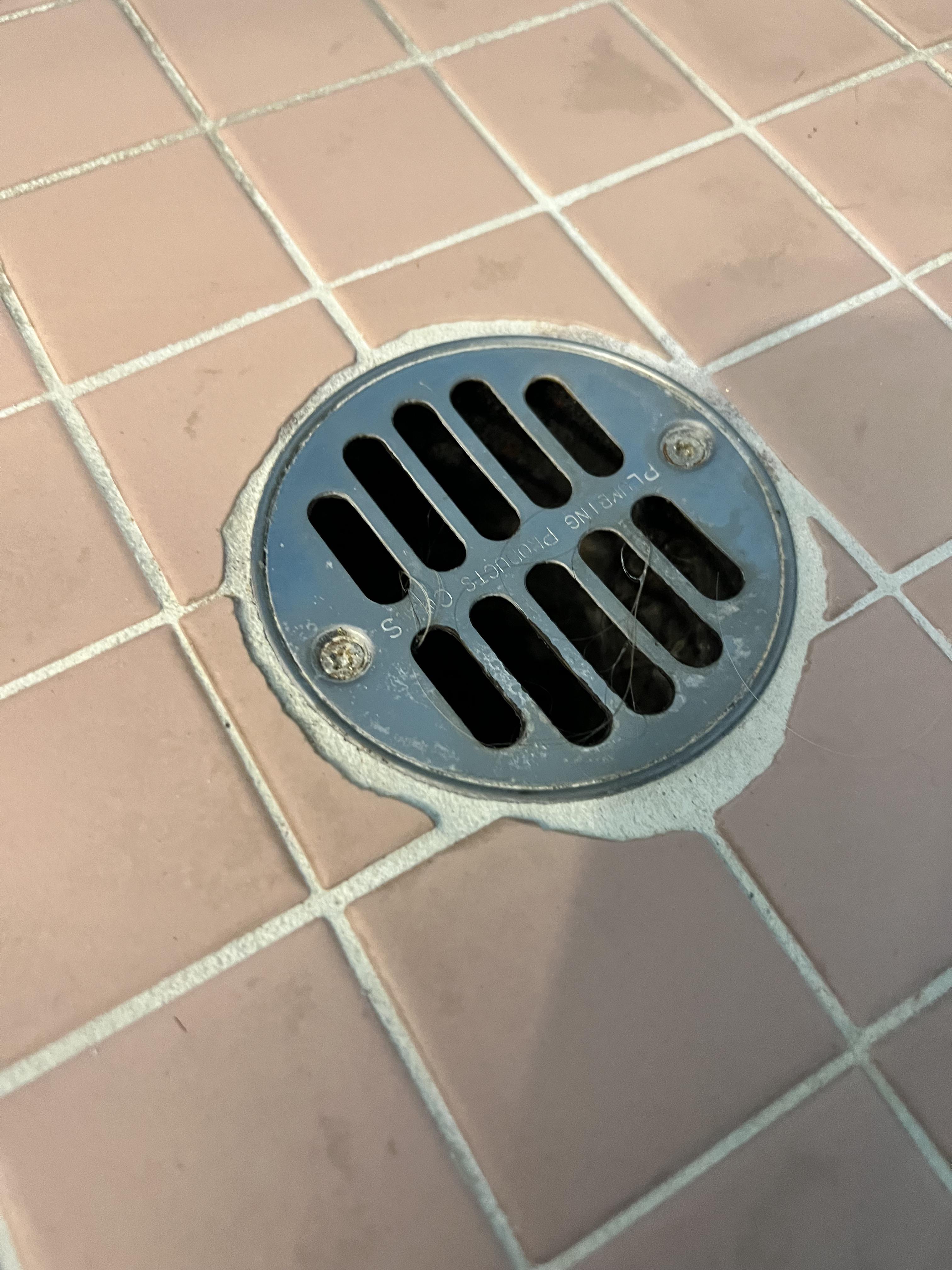 Shower drain plate screws r/Plumbing