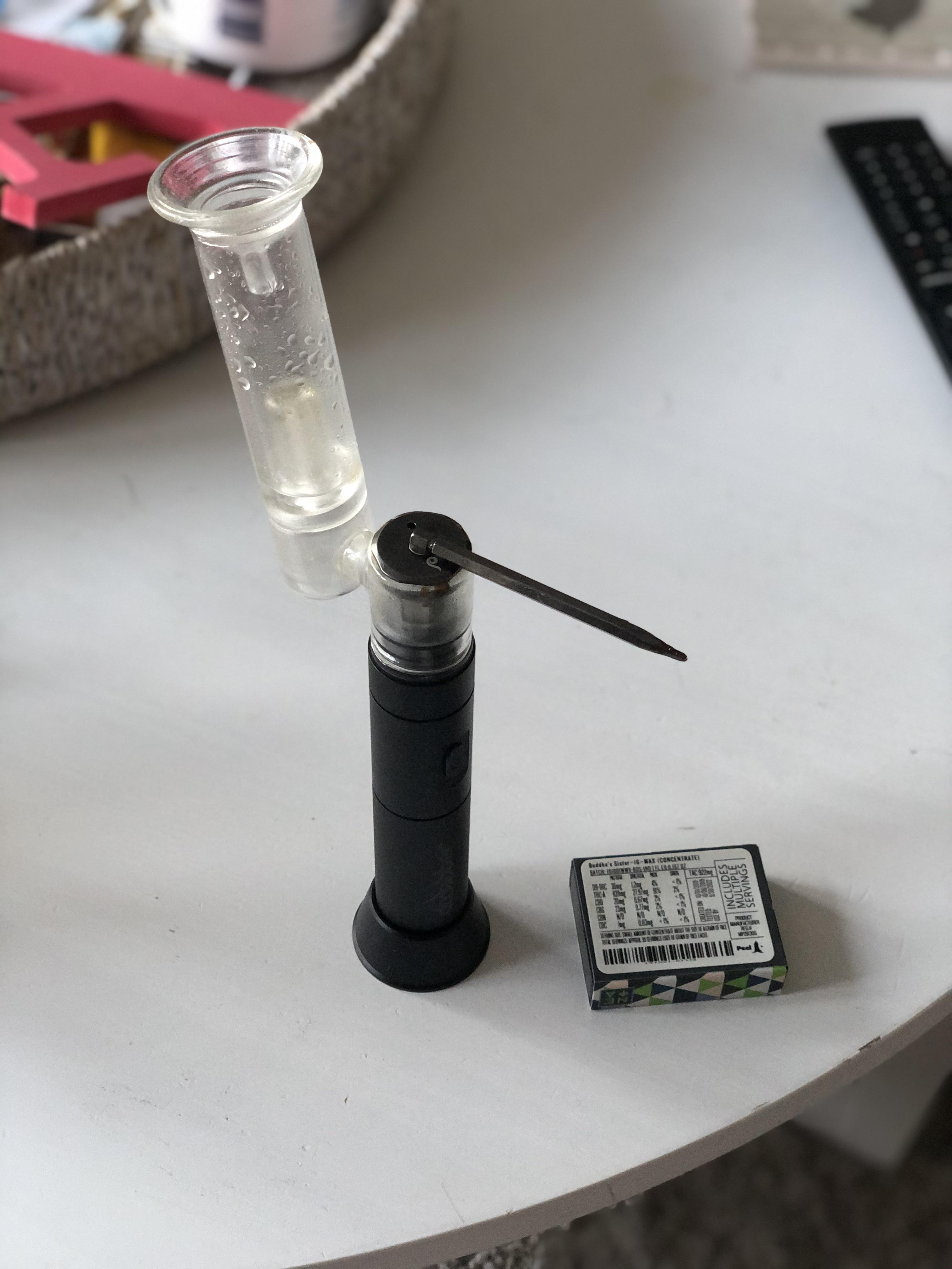 I have yet to use anything other then the titanium nail... how does a quartz or ceramic dish