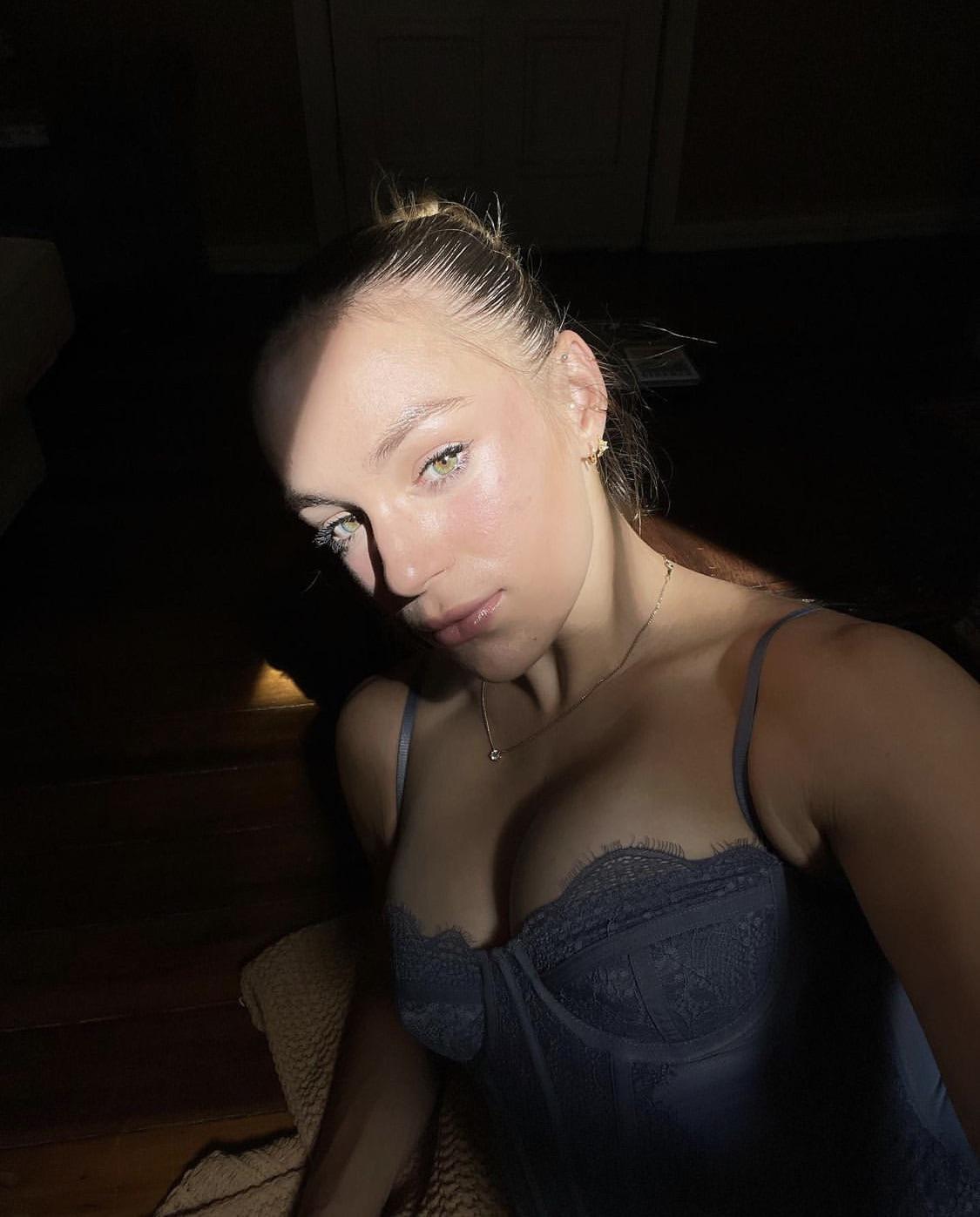 Abby Steiner : HottestFemaleAthletes