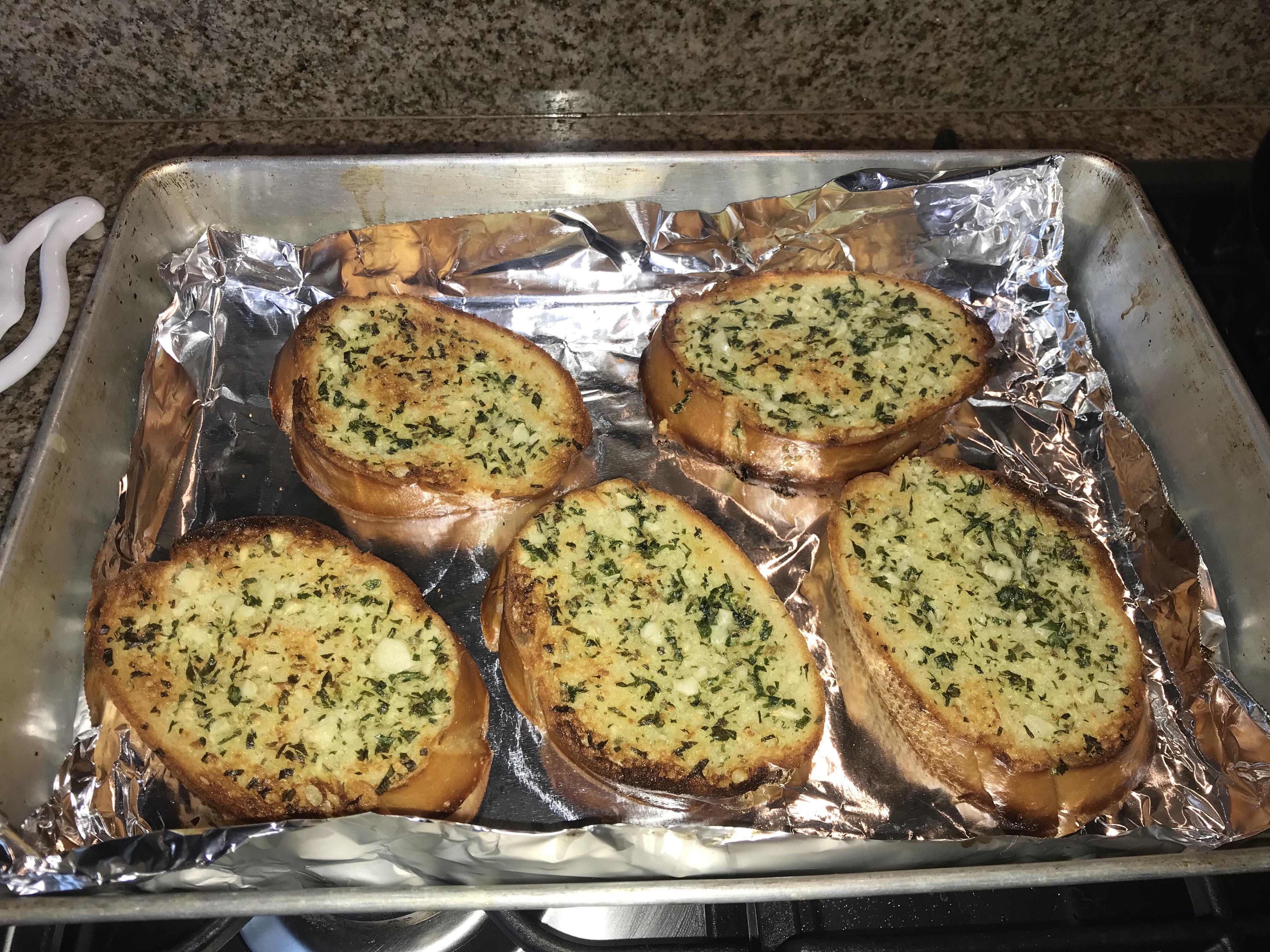 [Homemade] Garlic bread r/food