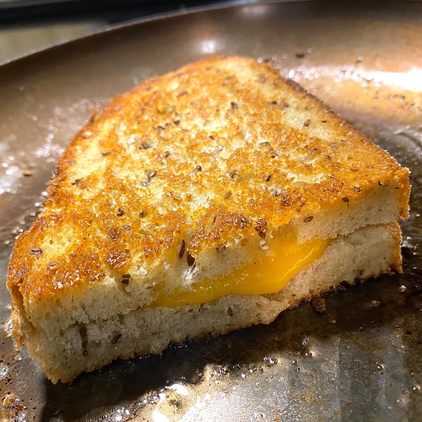 [Homemade] Cast Iron Grilled Cheese r/food