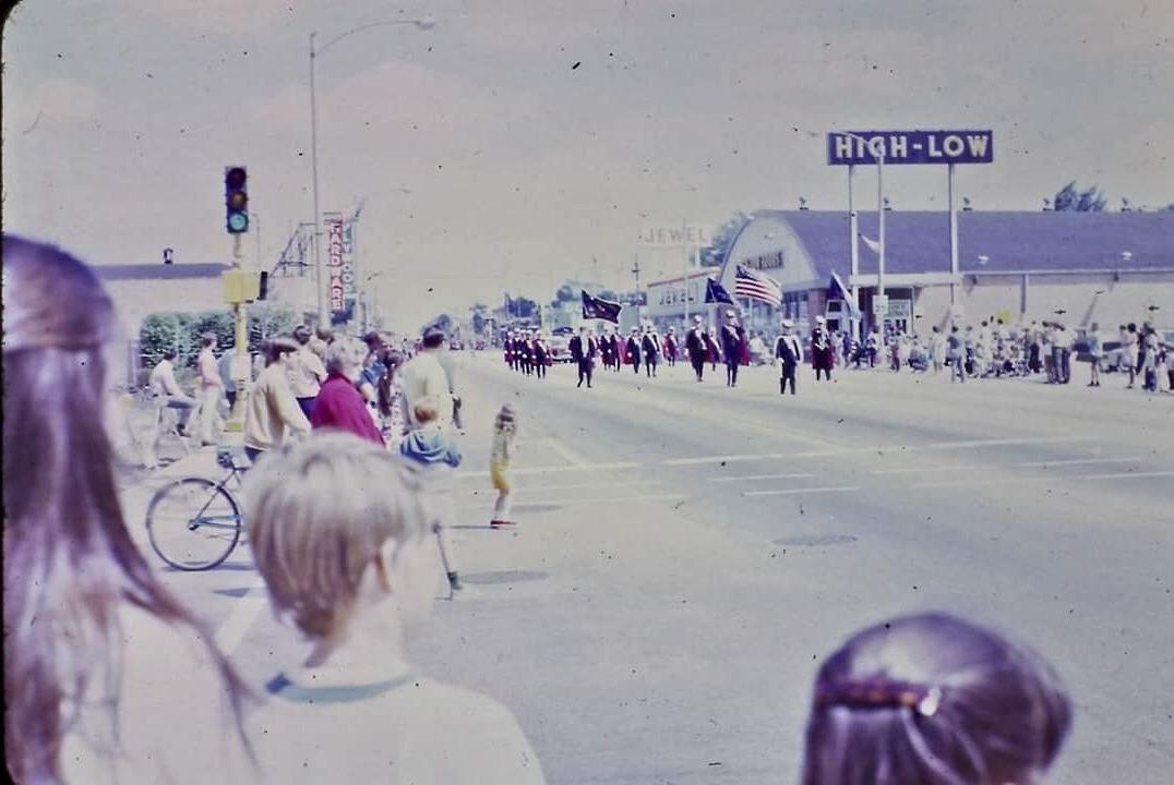 Here is a photo of a HighLow Foods Store on W Dempster St in Morton Grove, IL in the early