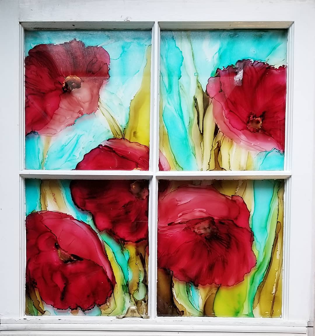 So difficult to photograph! And its raining so no outdoor picture yet