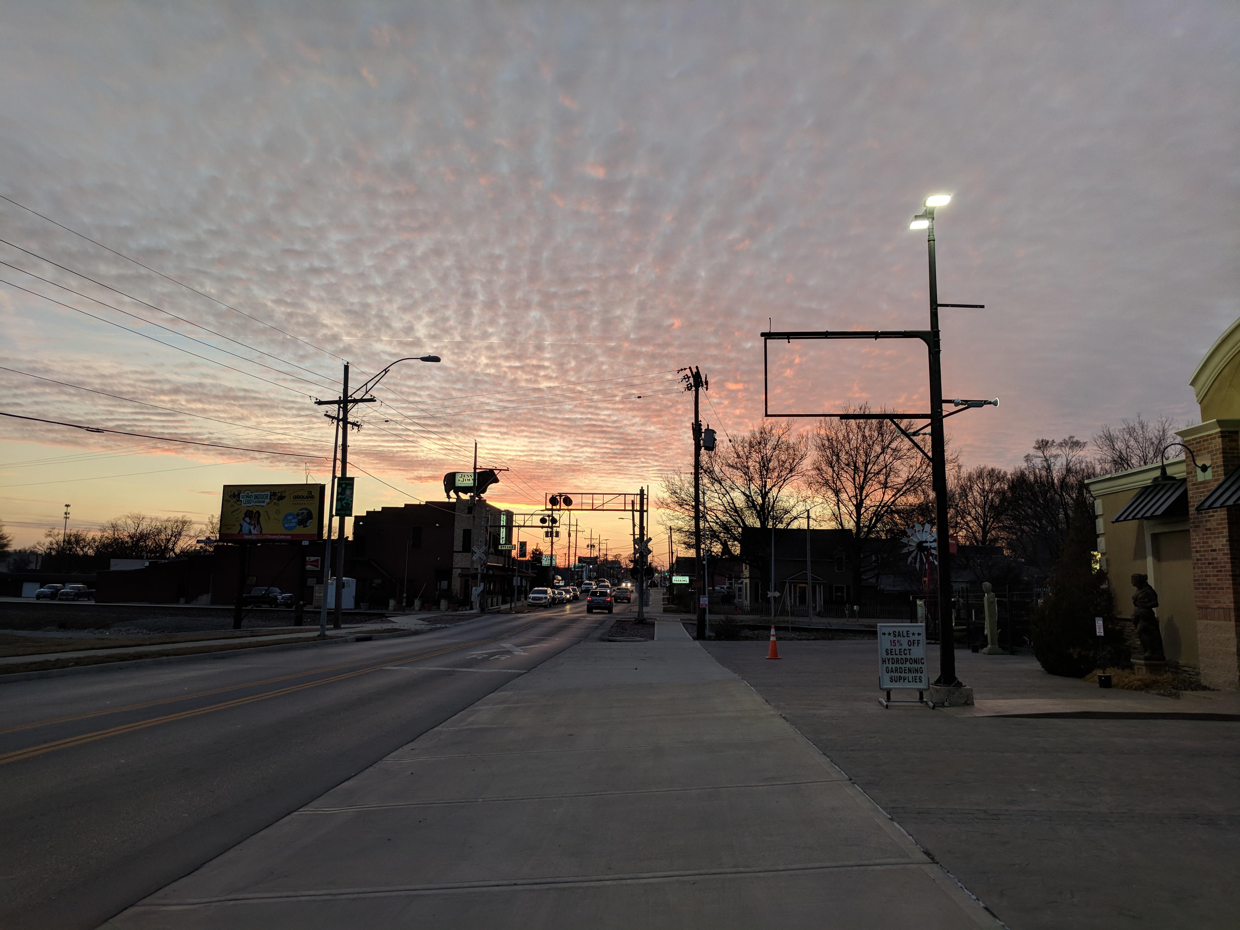 Sunset last night in Martin City r/kansascity
