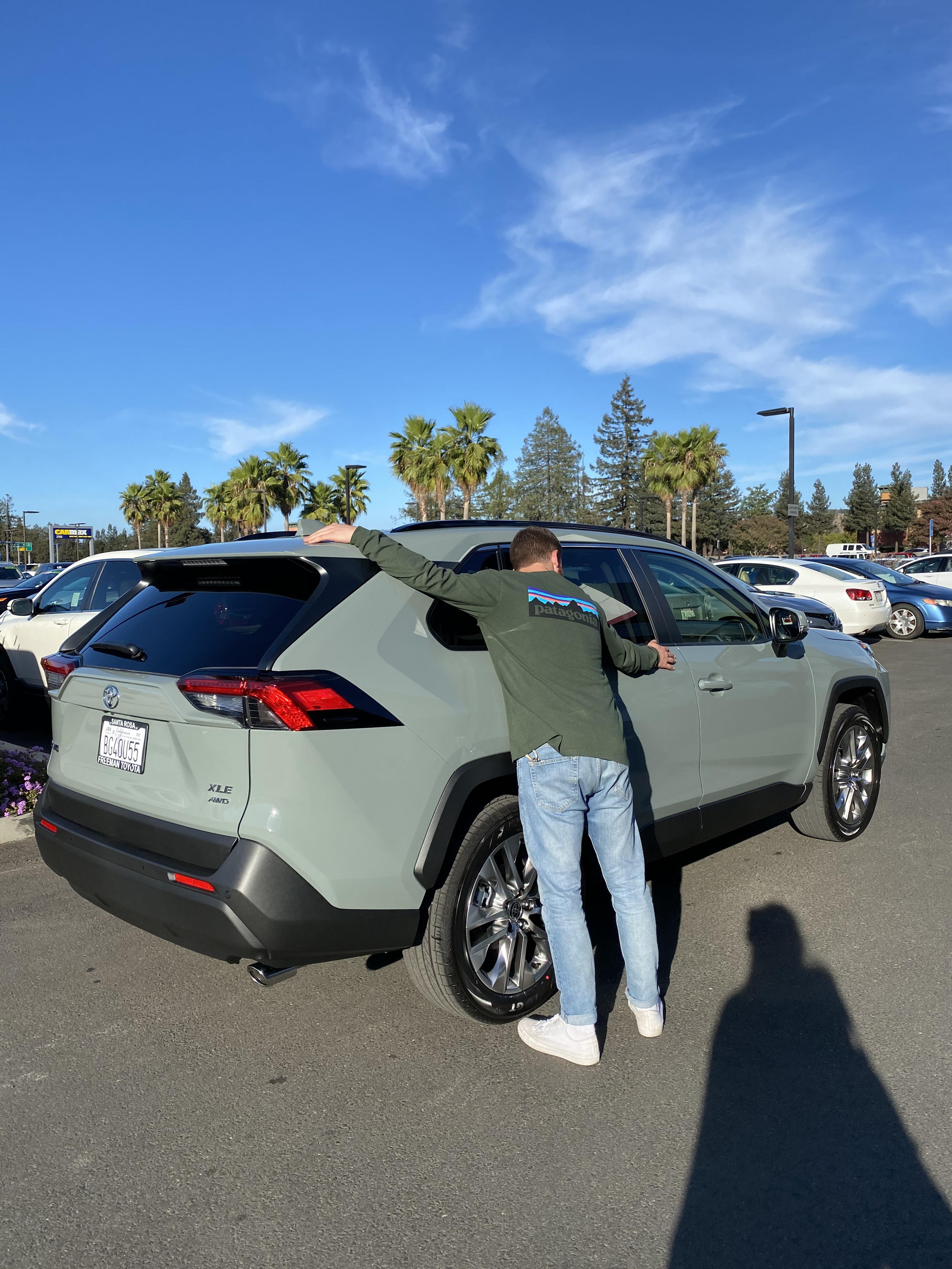 Took home my new 2021 Lunar Rock AWD XLE Premium on Friday. First ever