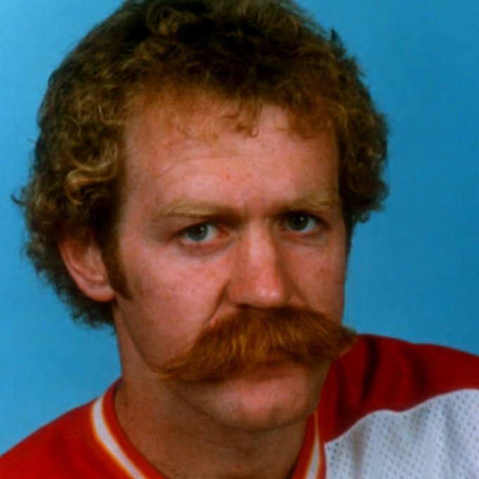 37 yrs today, Lanny McDonald scores goals 61 & 62 on the season in the