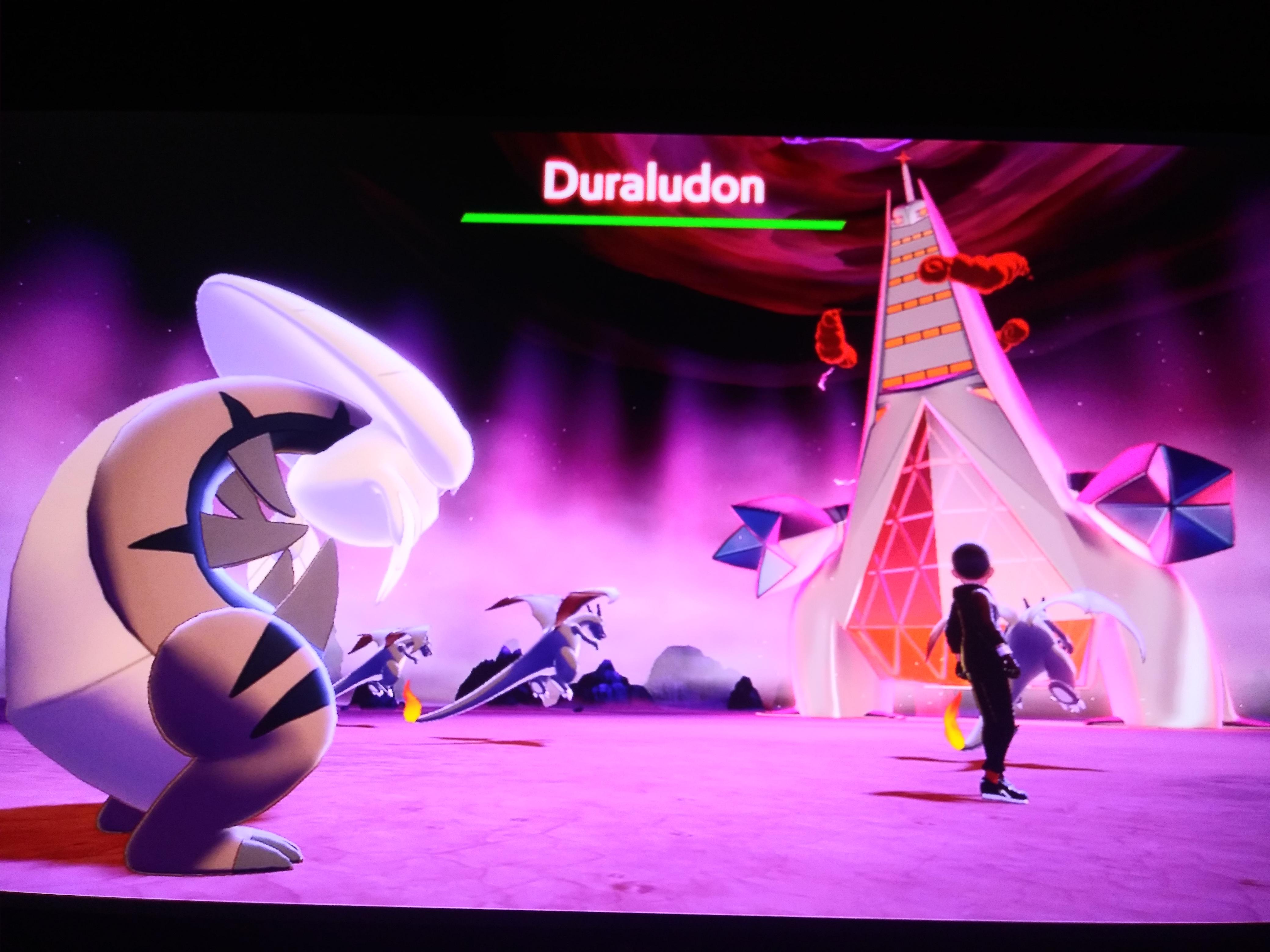 [Gen8] joined a shiny Duraladon raid and there were 3 shiny charizarda