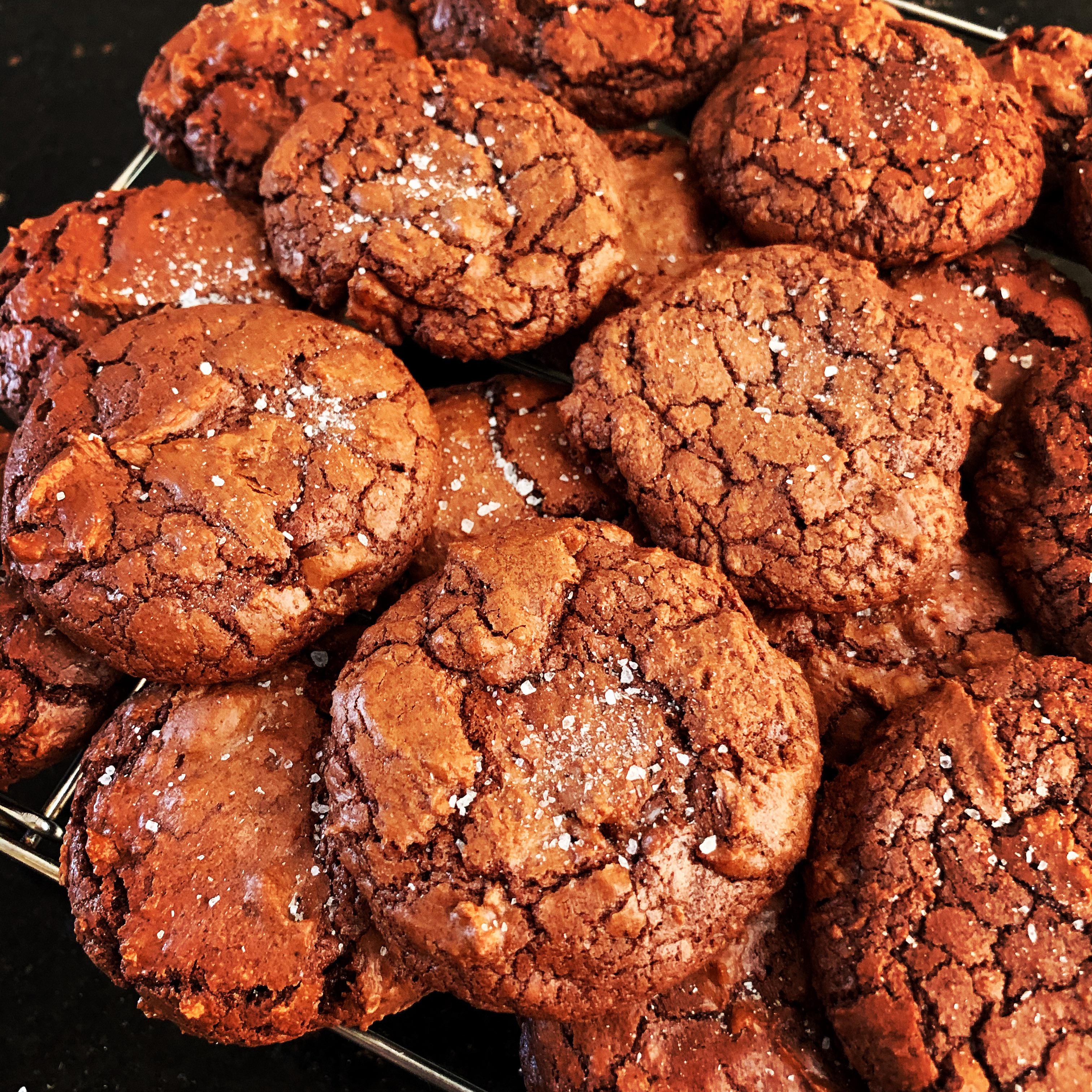 Finally found a brownie cookie recipe that tastes like a brownie in