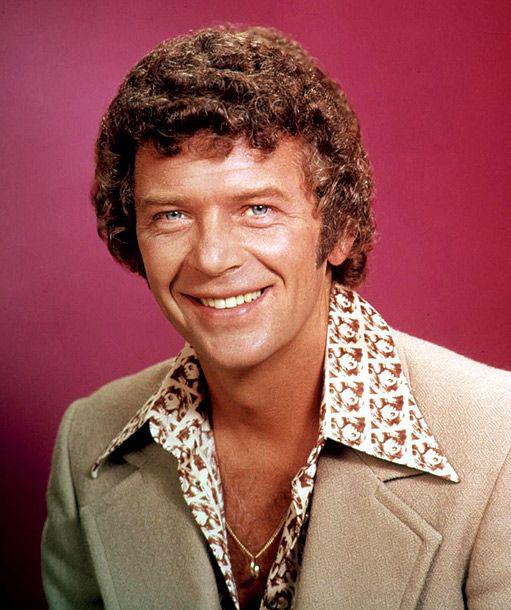 Robert Reed aka Mike Brady r/gay