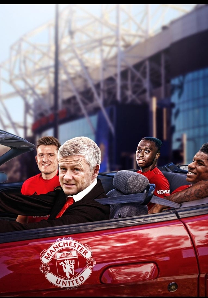OLES AT THE WHEEL! ManchesterUnited