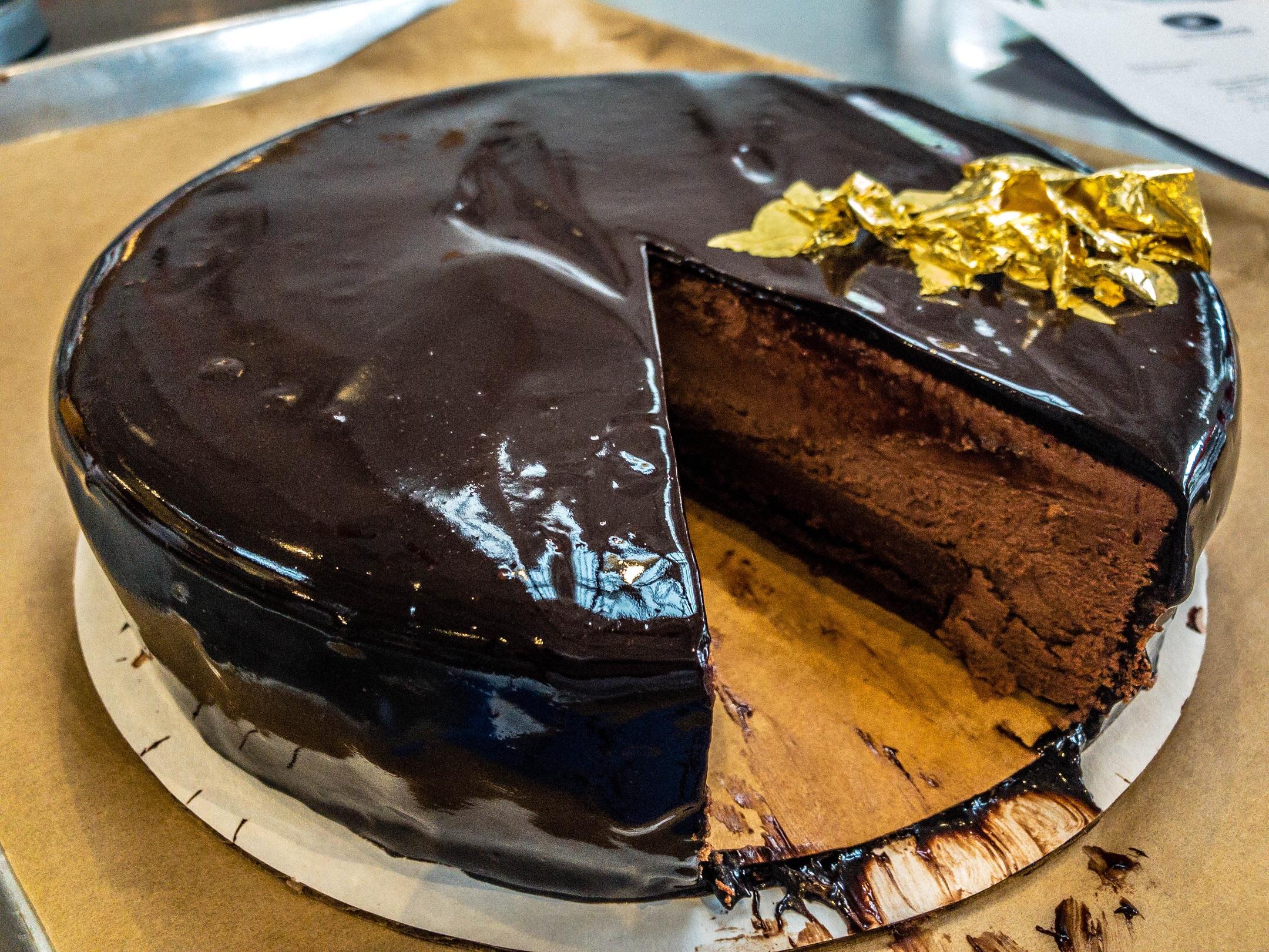 [Pro/Chef] Chocolate "Entremet" Mousse Cake Chocolate Cake, Caramel