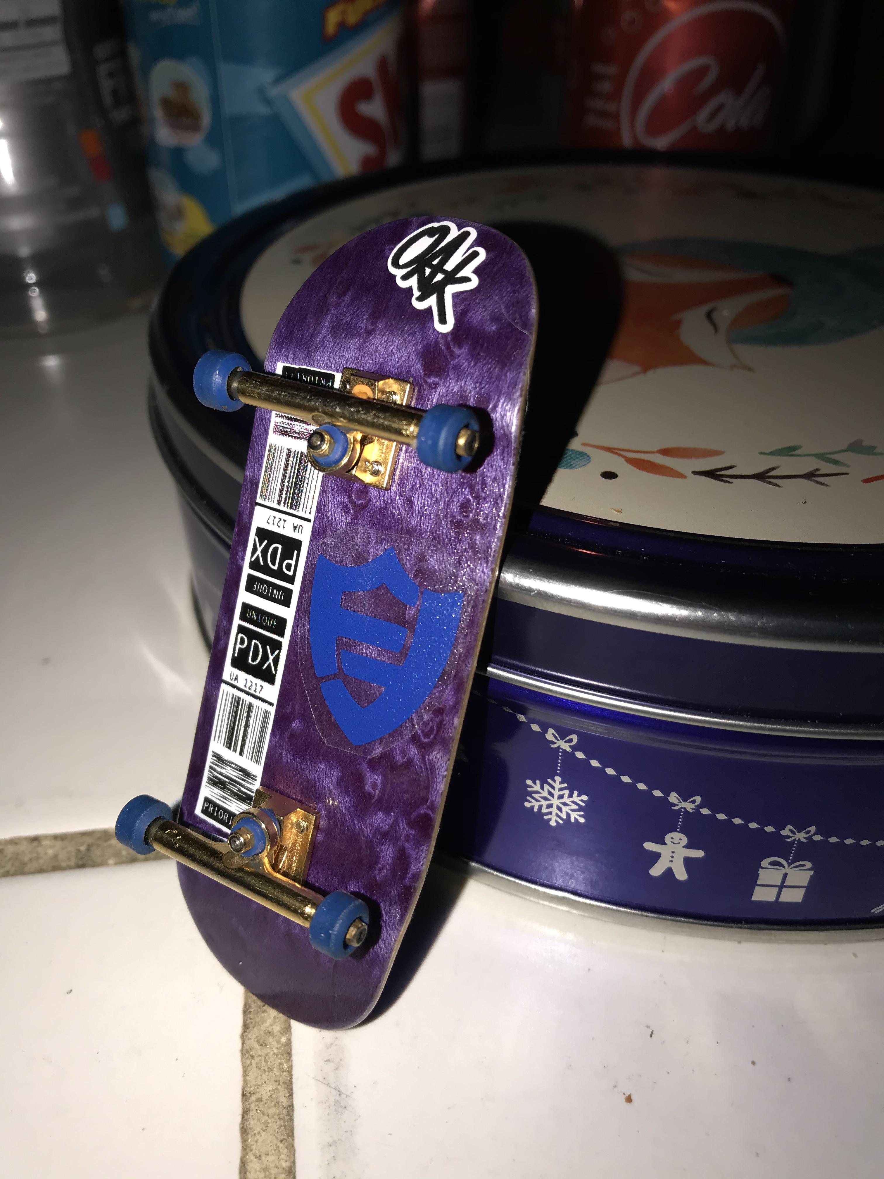 New deck r/Fingerboards