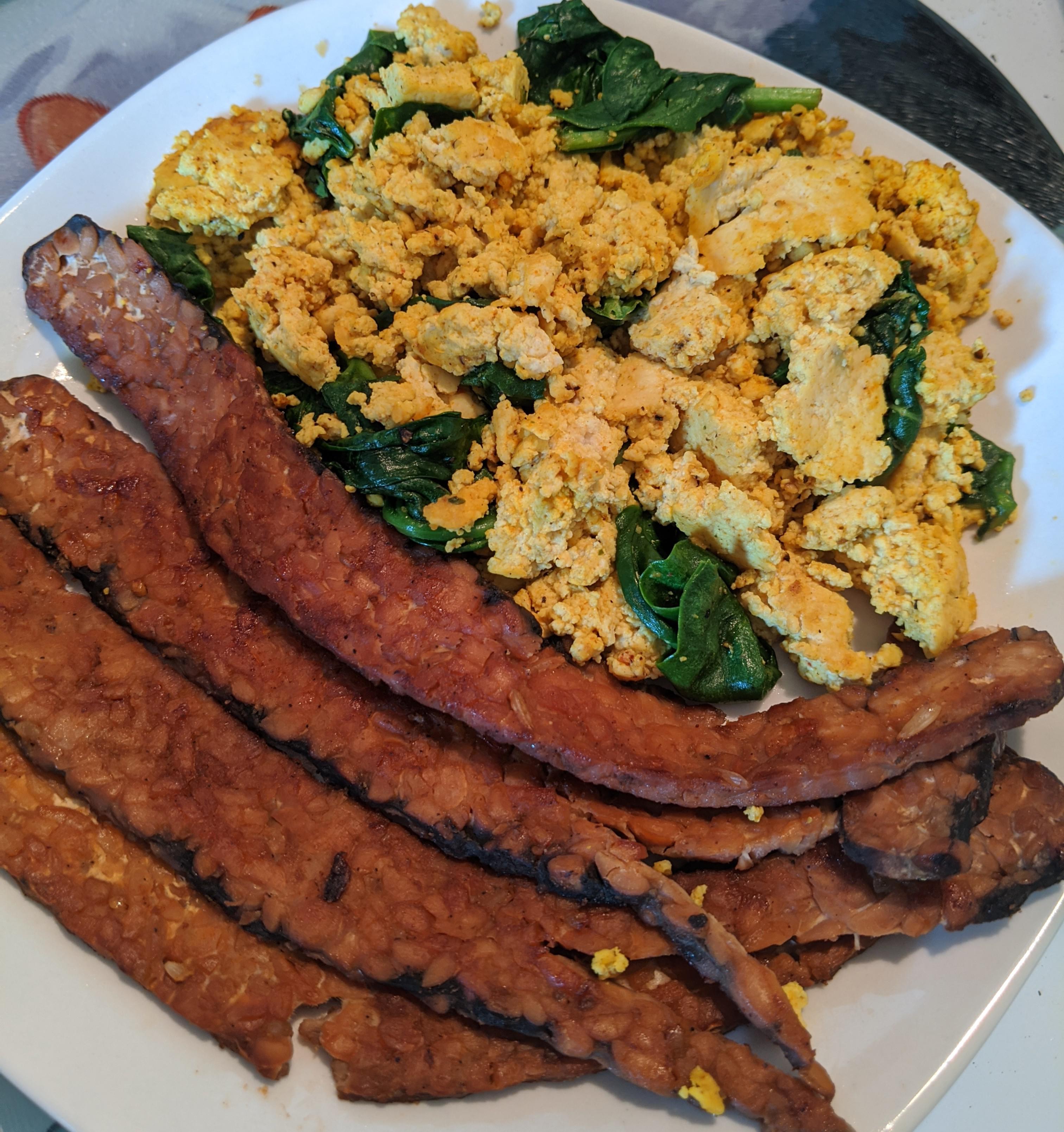 Tofu scramble and tempeh "bacon" for breakfast (280 cal) r
