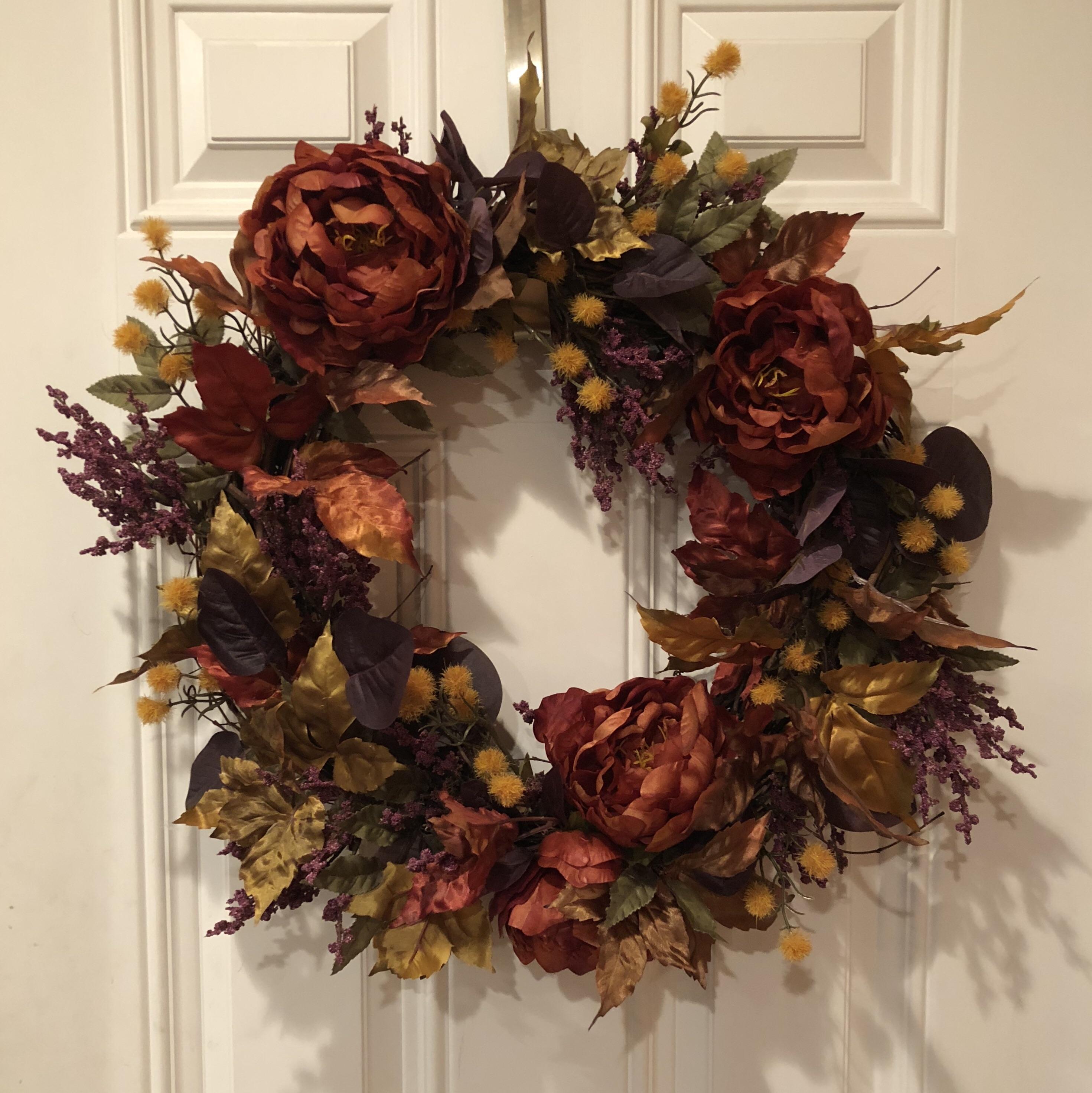 Michaels was having a sale on fall florals so I made this! r/crafts