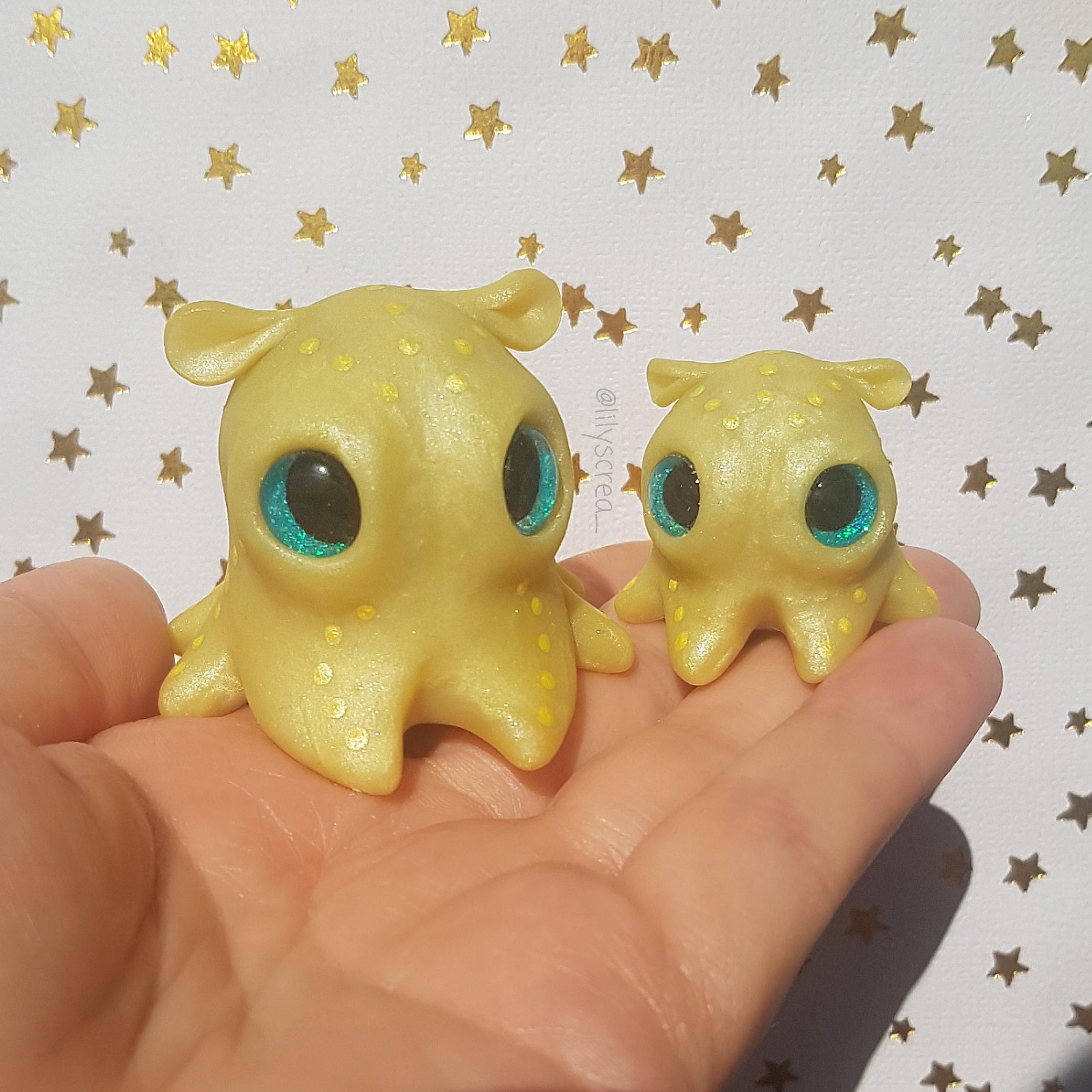 I was inspired by the umbrella octopus that you fish on Animal Crossing New Horizons 🐙 r