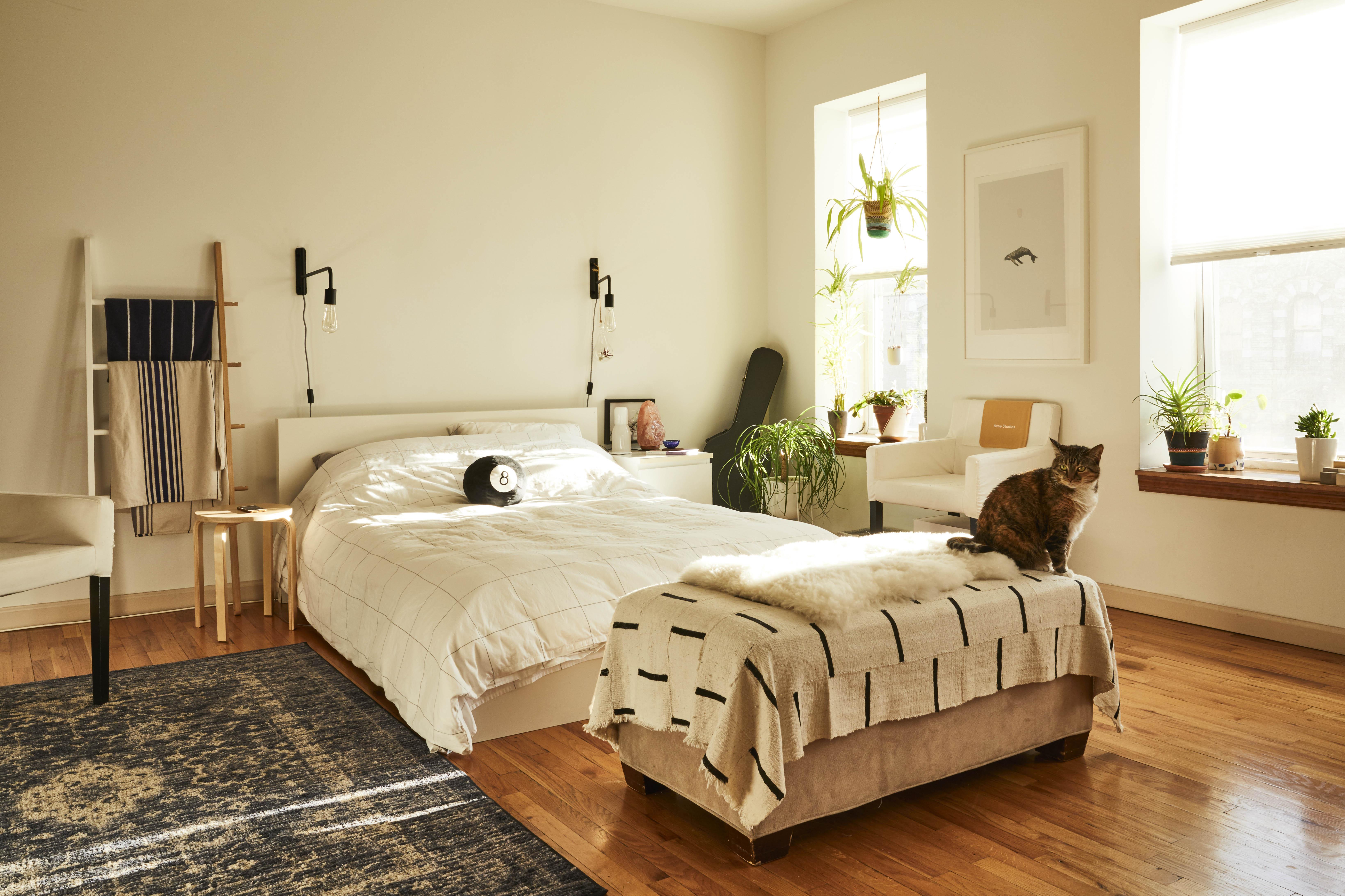 My bedroom in Williamsburg, Brooklyn r/CozyPlaces