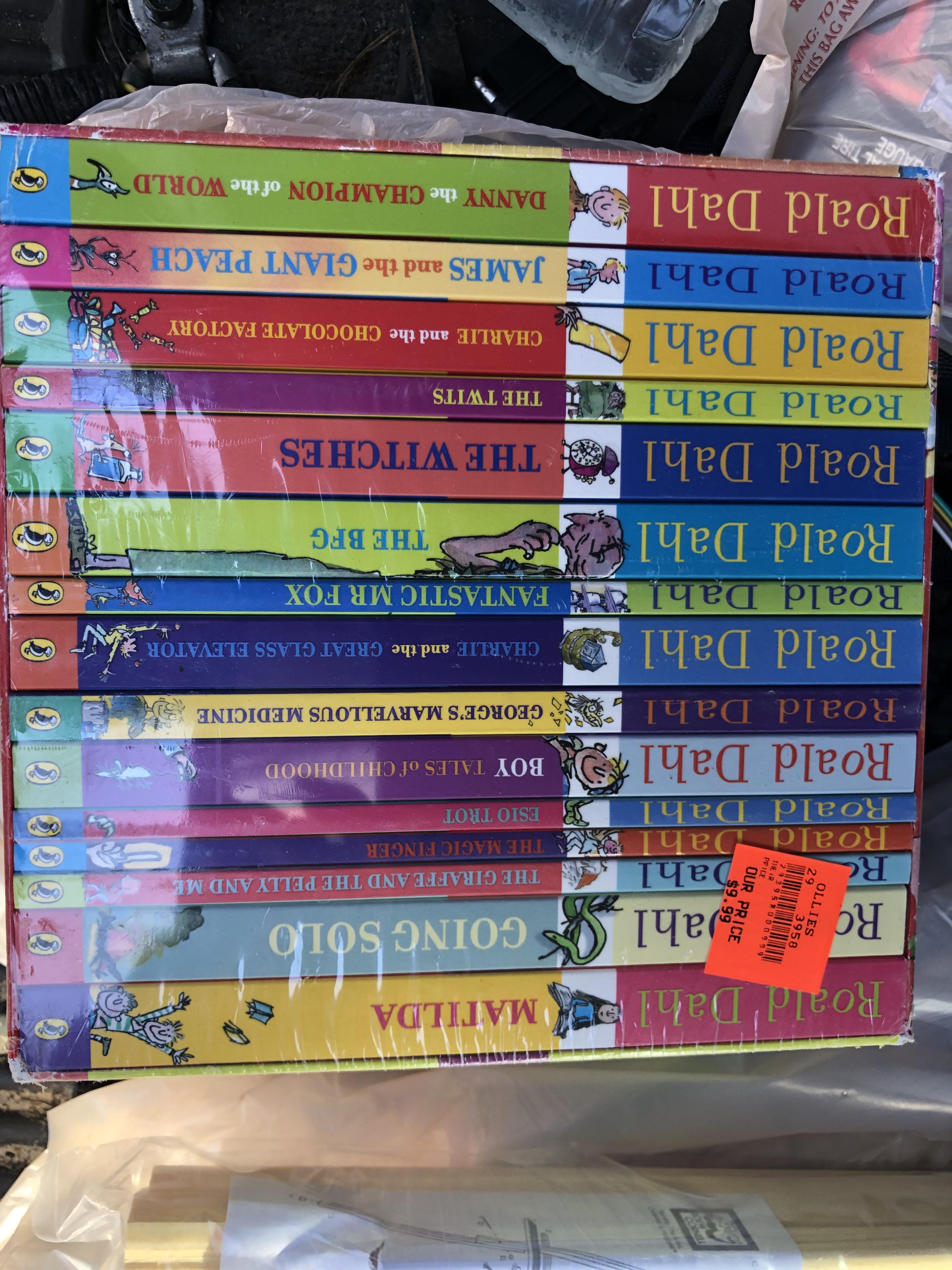 So excited!! I just got this boxed set at Ollies for 10! r/bookhaul