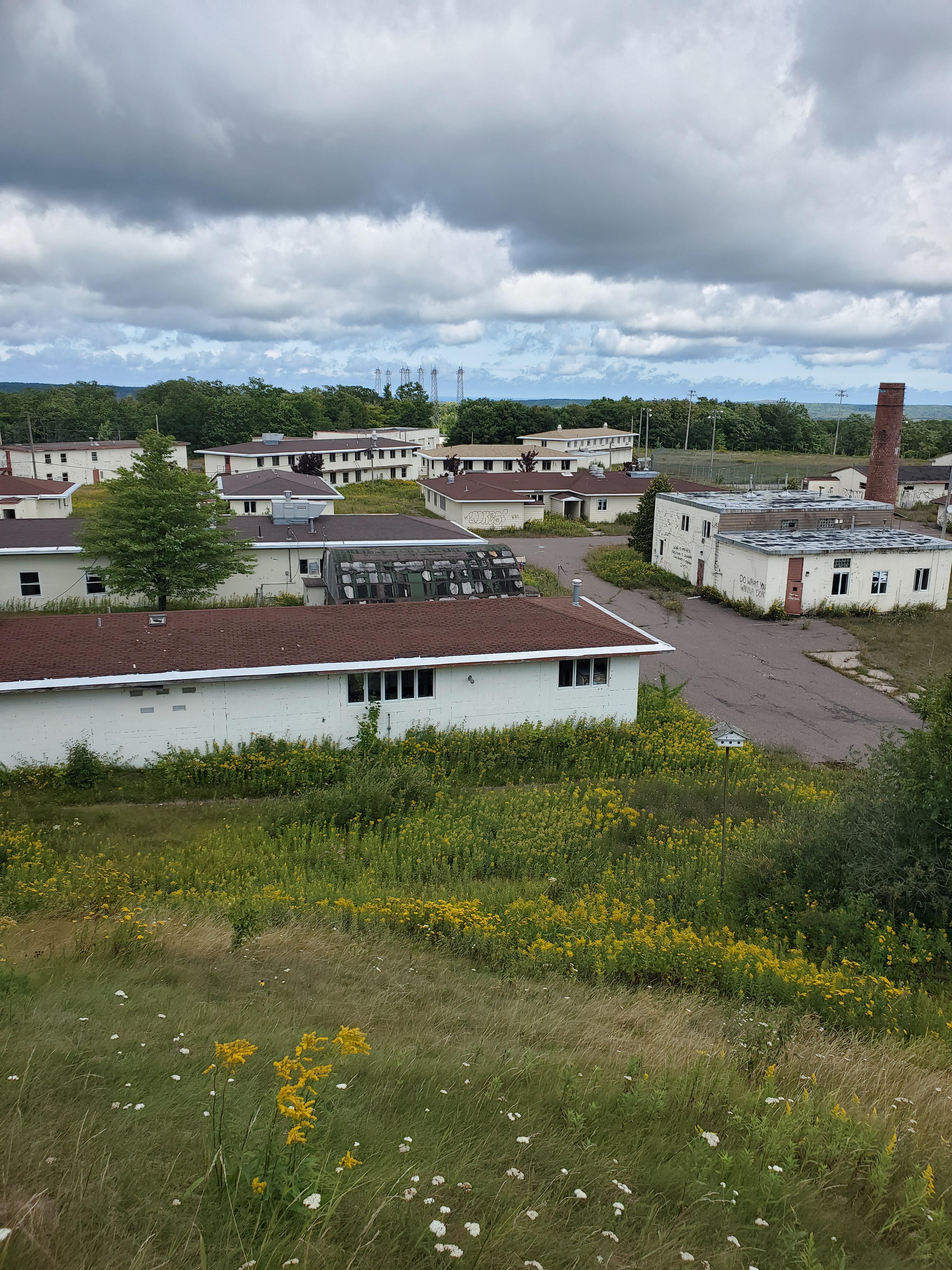 Abandoned Air Force Base : r/AbandonedPorn