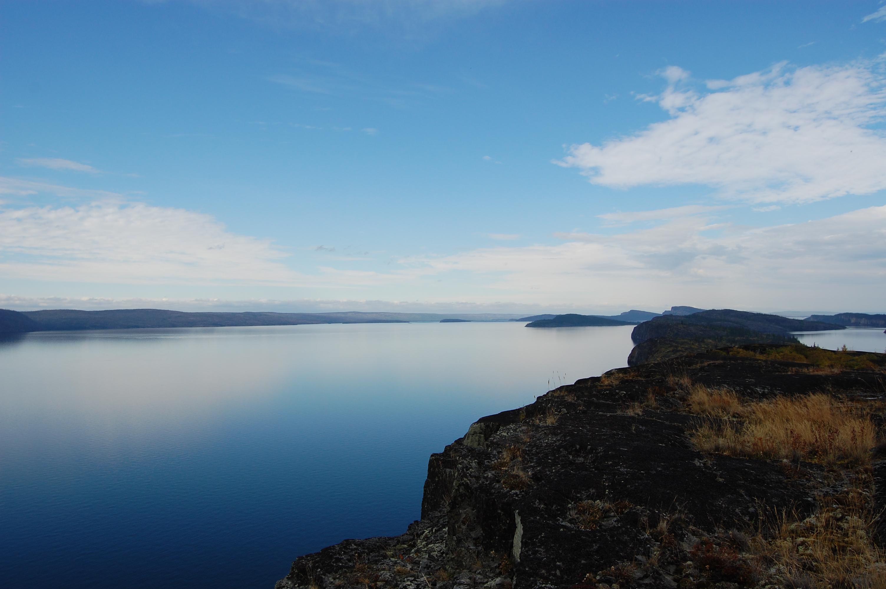 Utsingi Point, Great Slave Lake in Canada's Northwest Territories [oc