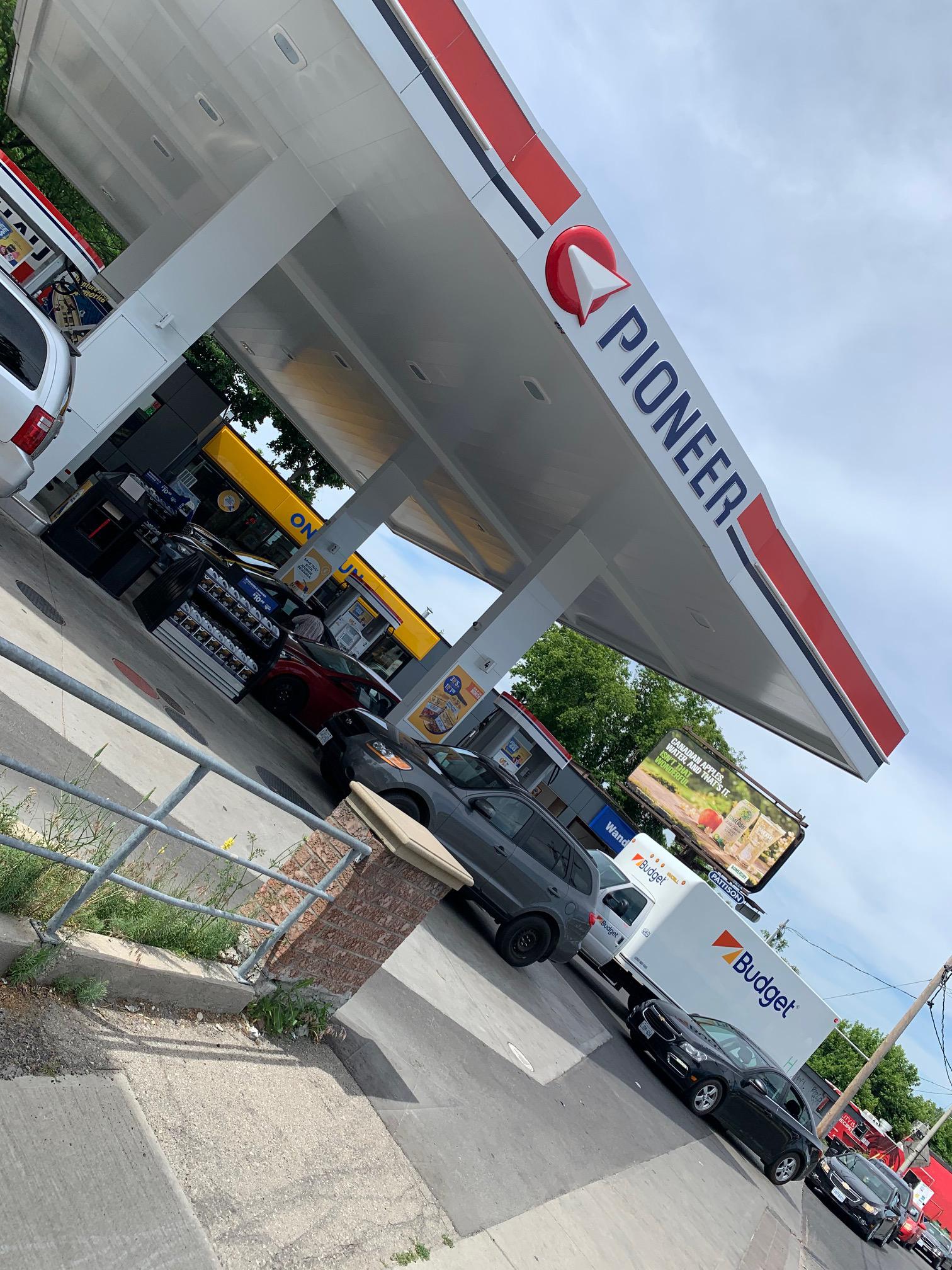 Gas station on Dupont has long lineup for fuel under 195 r/toronto