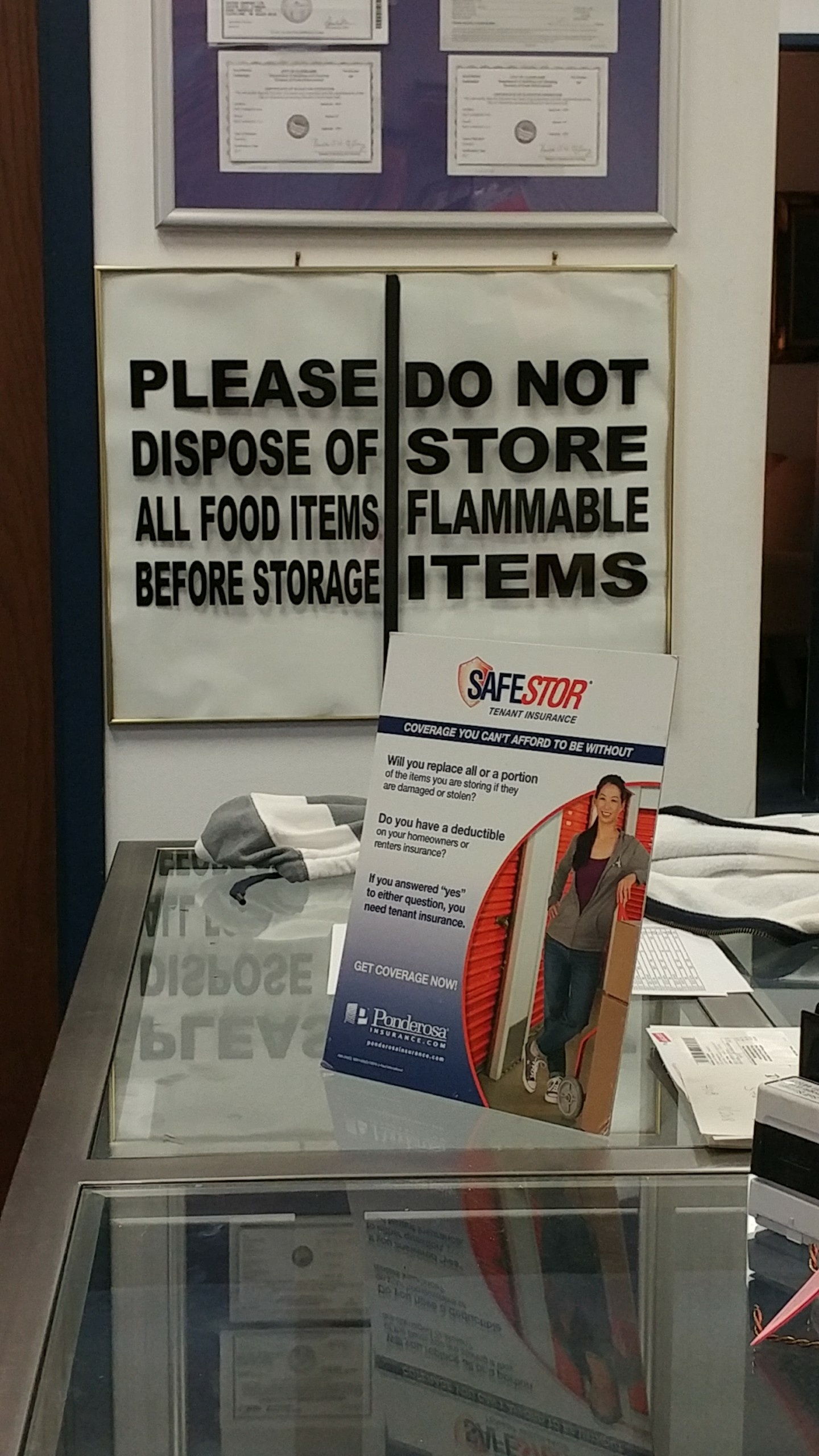 "All Food Items Flammable" r/CrappyDesign
