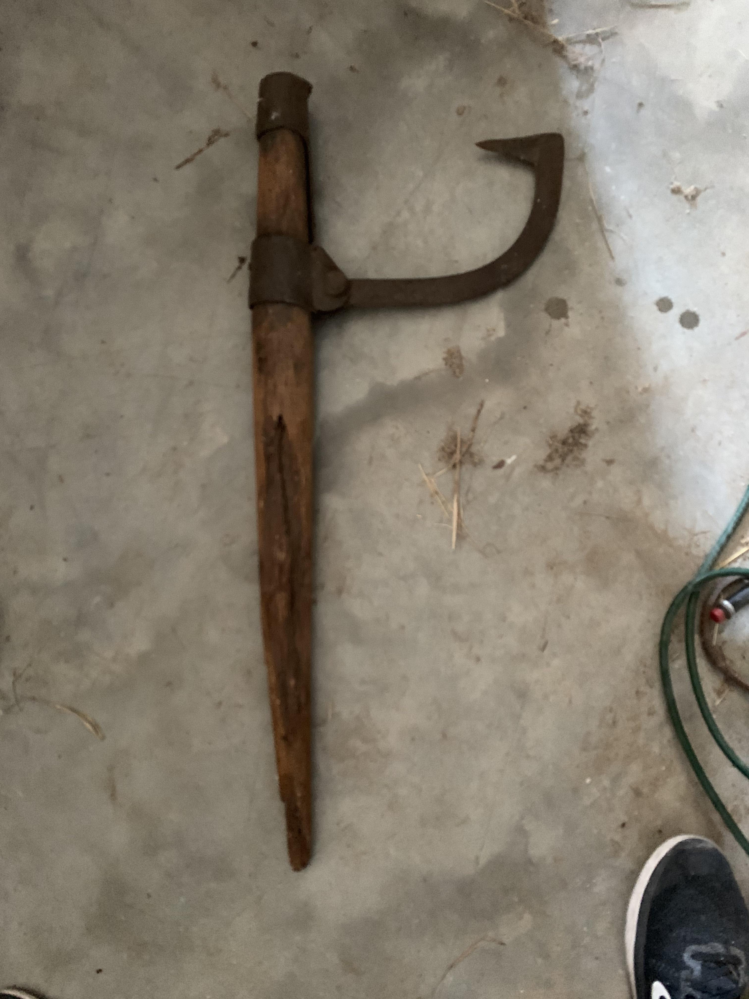 What is this tool called and what is it used for? r/Tools