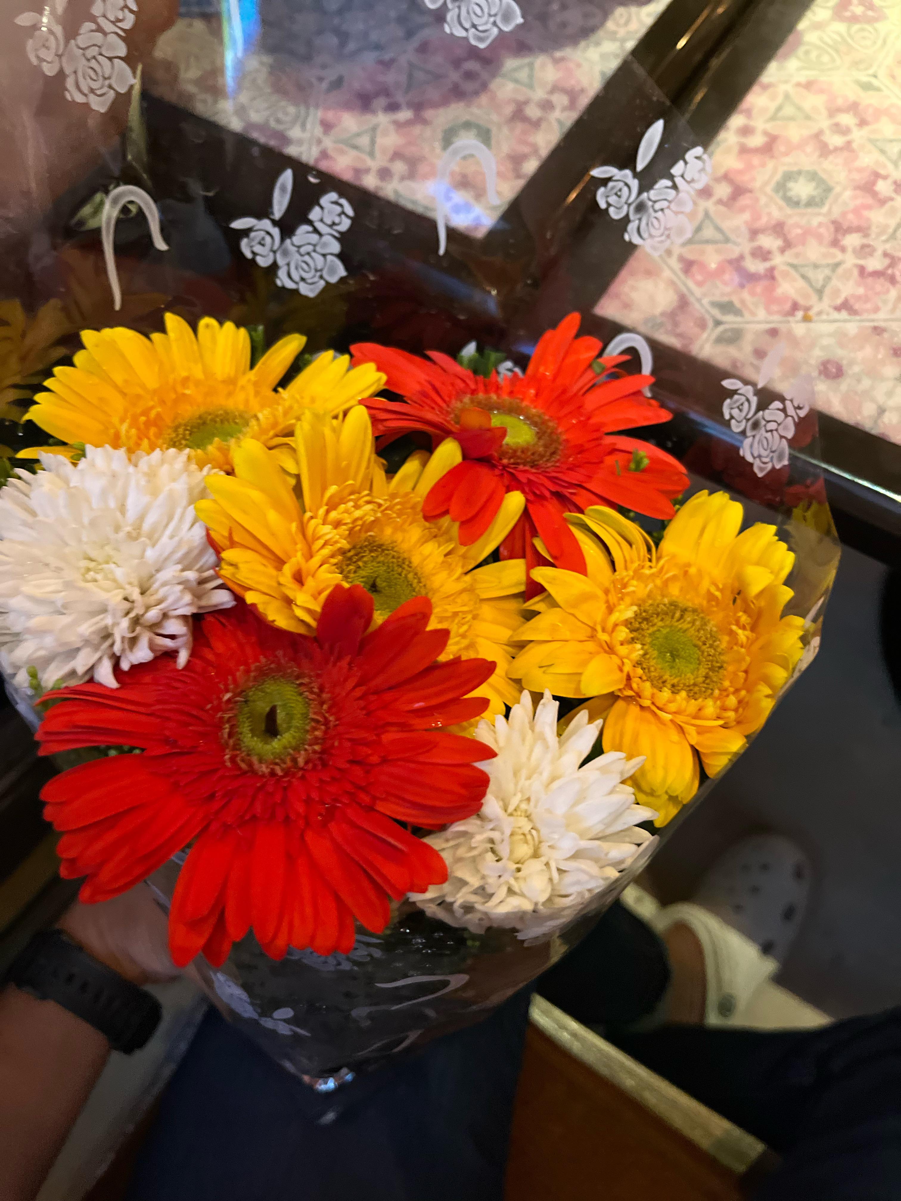 Can hamsters eat petals of flowers? r/hamstercare