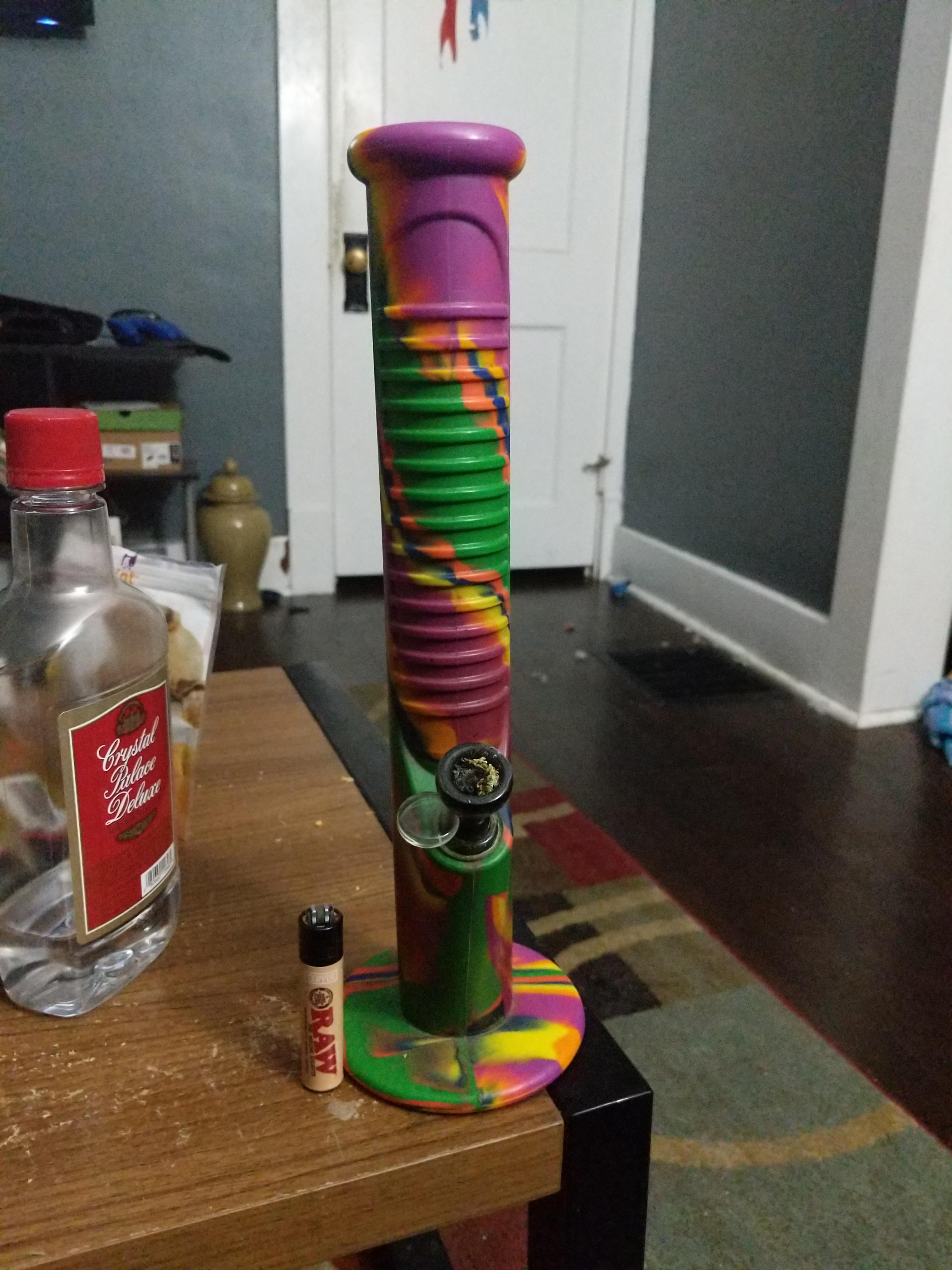 I've had this for 2 years now. Silicone bongs are an affordable long
