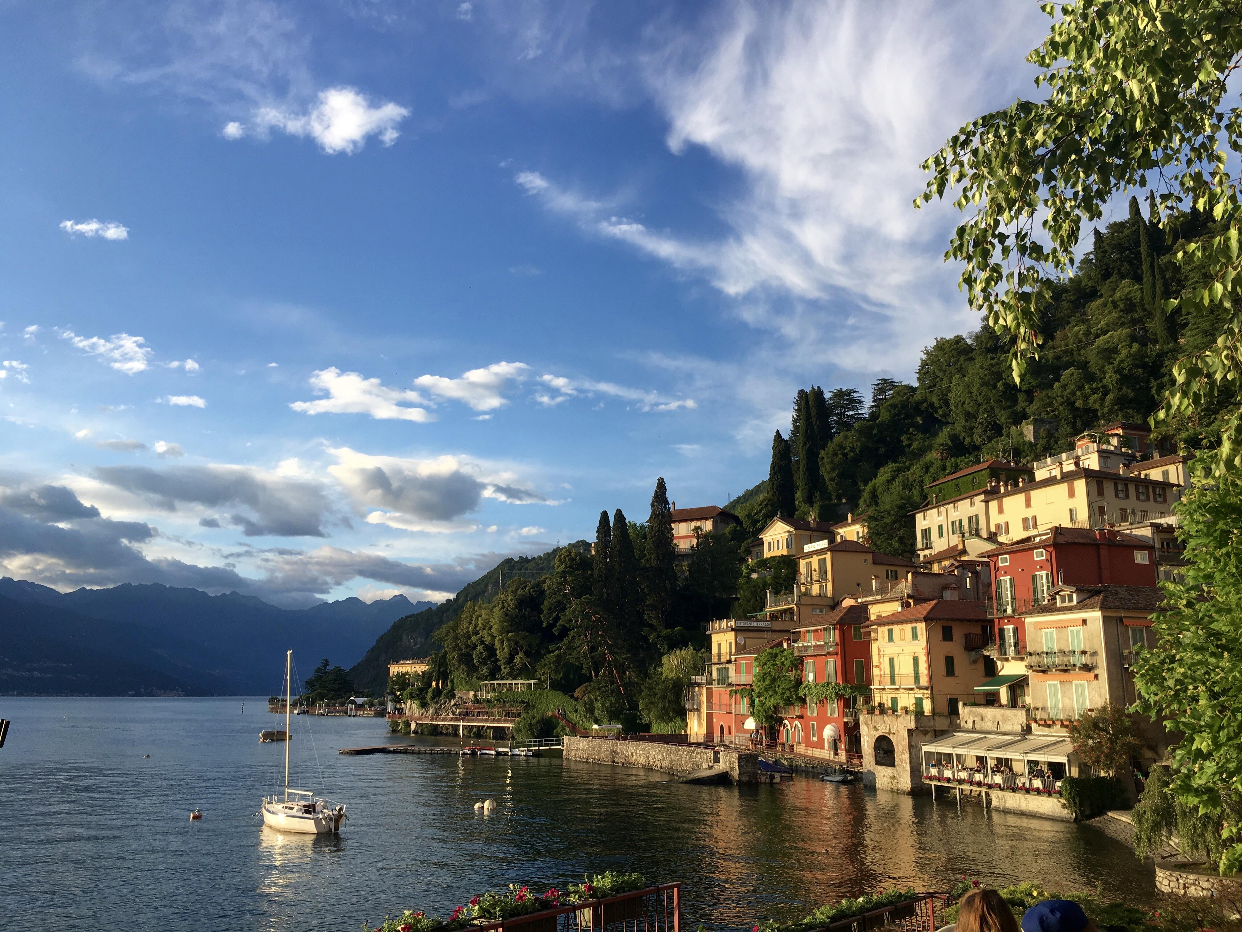 Varenna, Italy r/pics