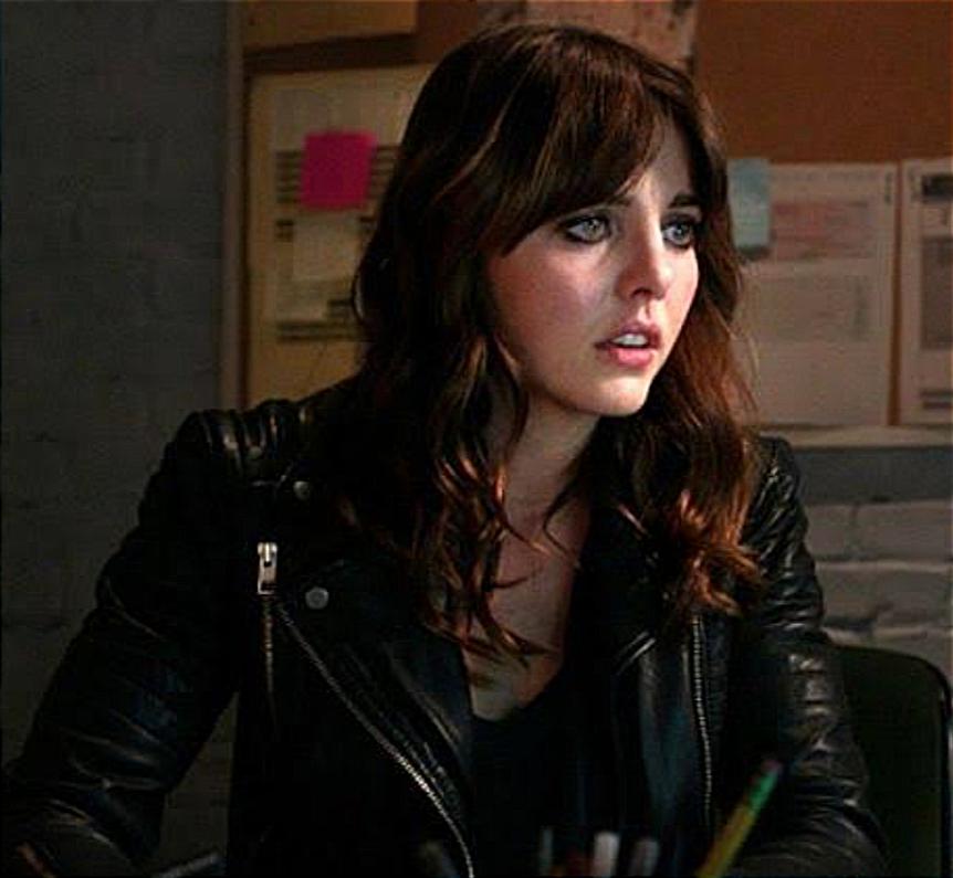 What do you think of (Kitty Winter)? Did you like her character or not? r/elementary