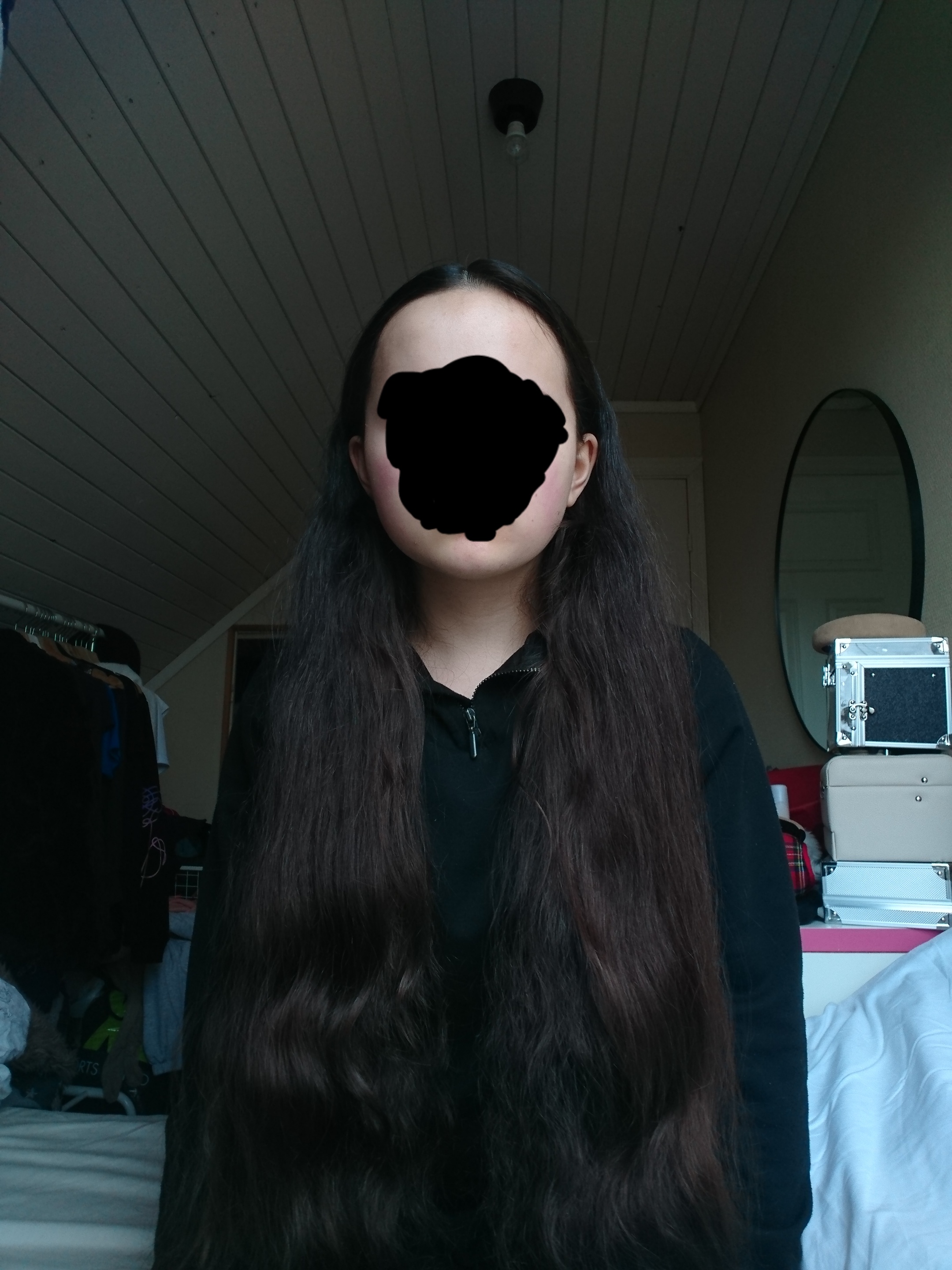 Any advice on how I should style my hair or cut it to fit my face shape