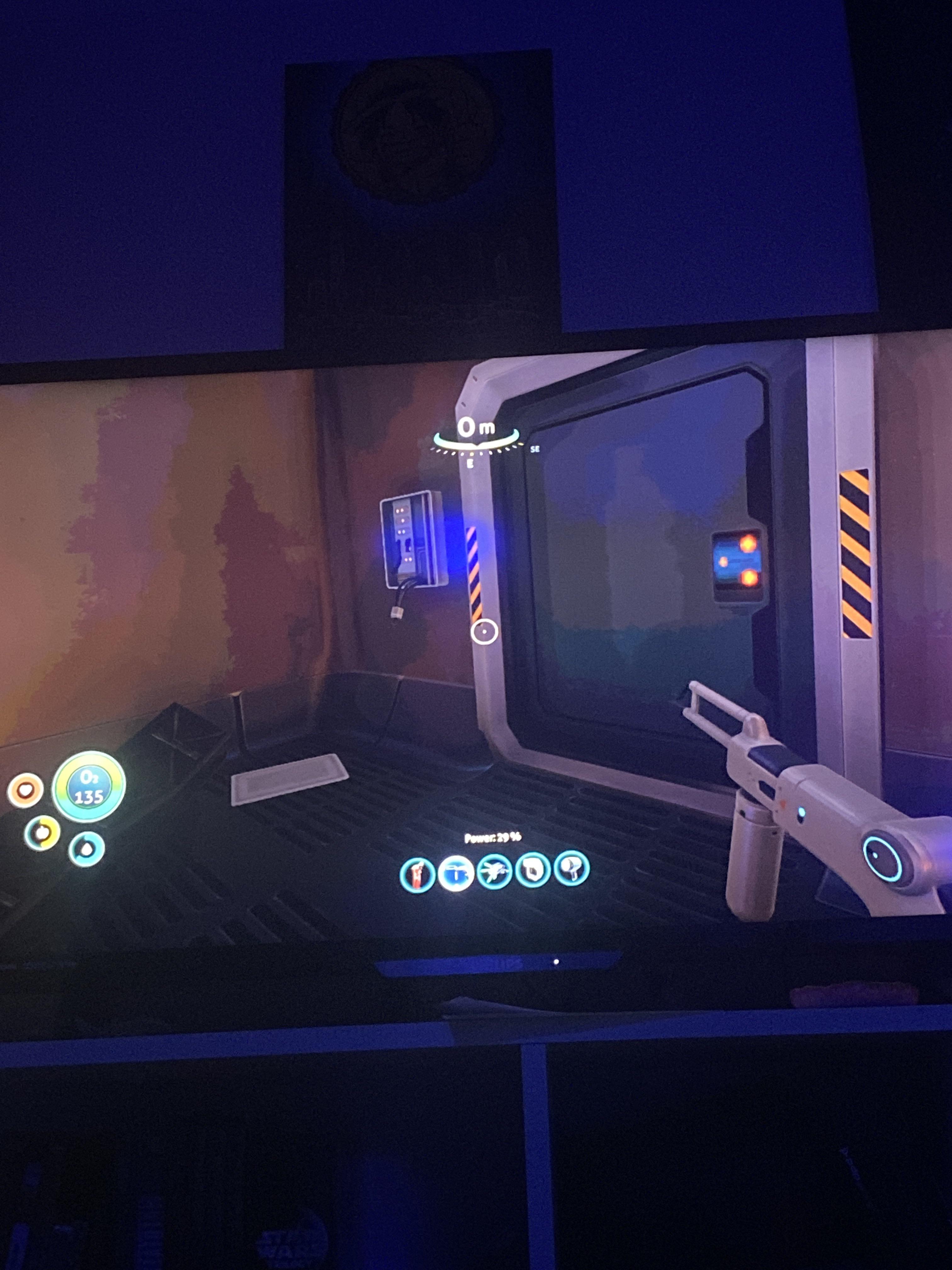 [No spoilers] the game won’t let me open the prawn bay doors how do I