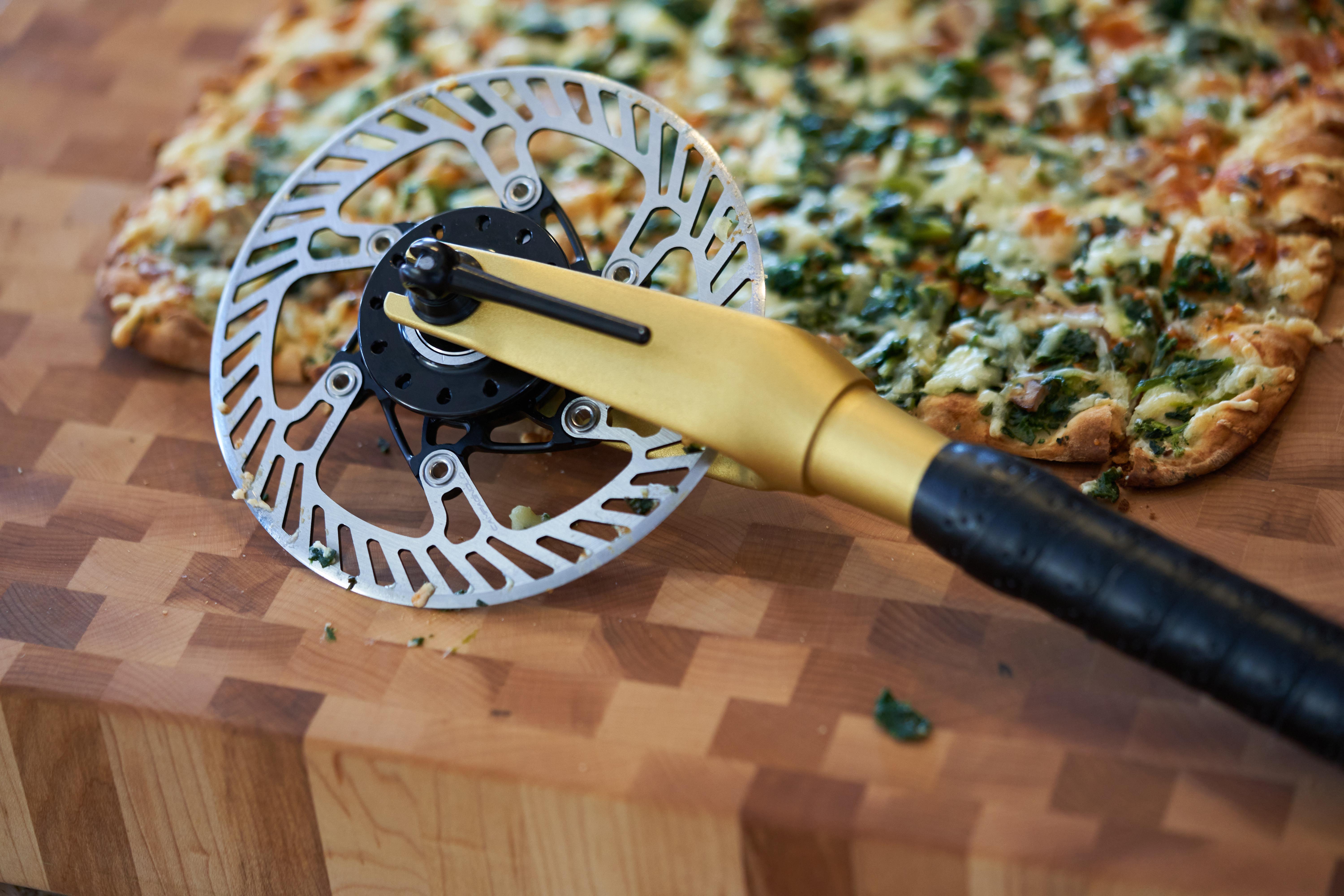 Bikethemed pizza cutter I made, details in comments DesignPorn