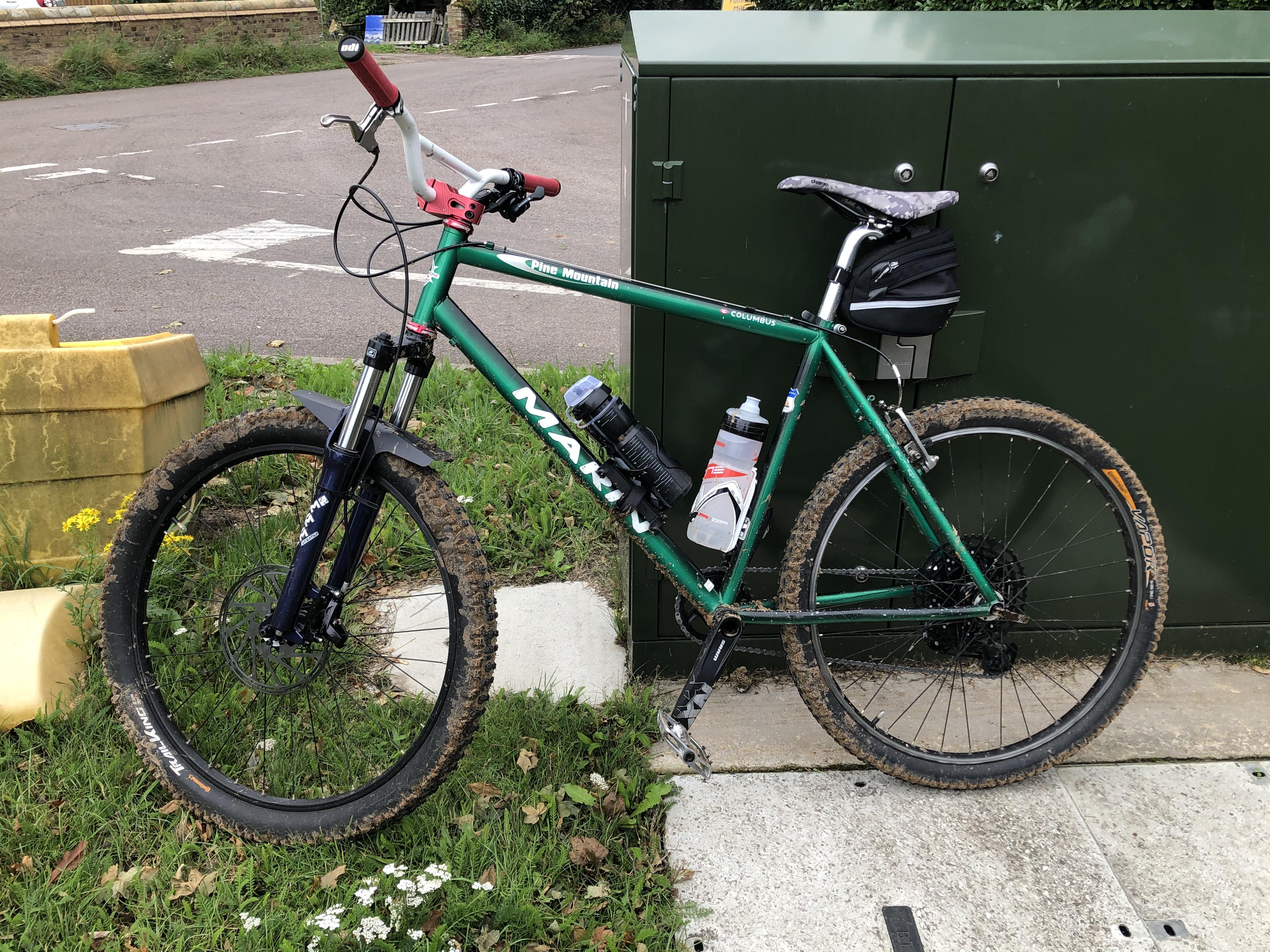 Big tyres, big front brake, dirt jumper bars and a 1x drive chain. Perfect for my pavement only
