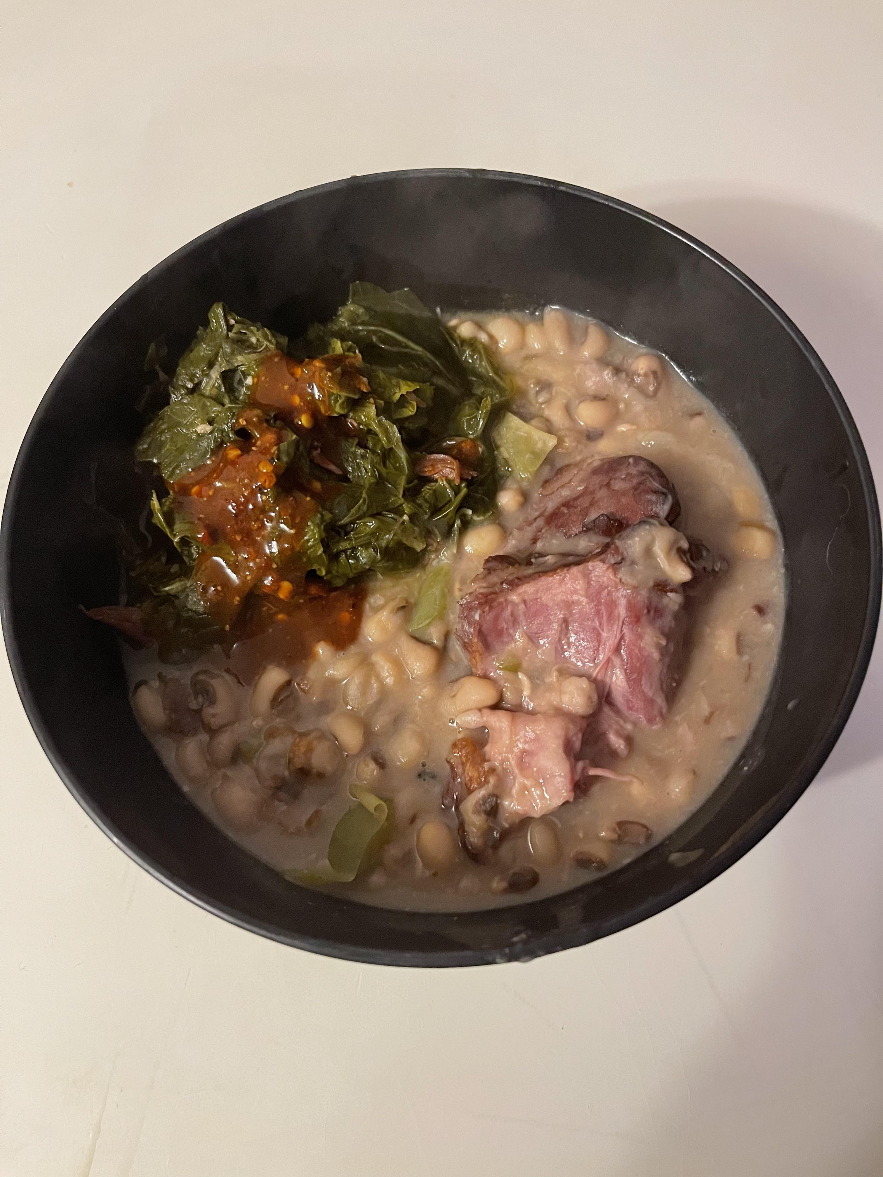 [Homemade] Black eyed peas & greens r/food
