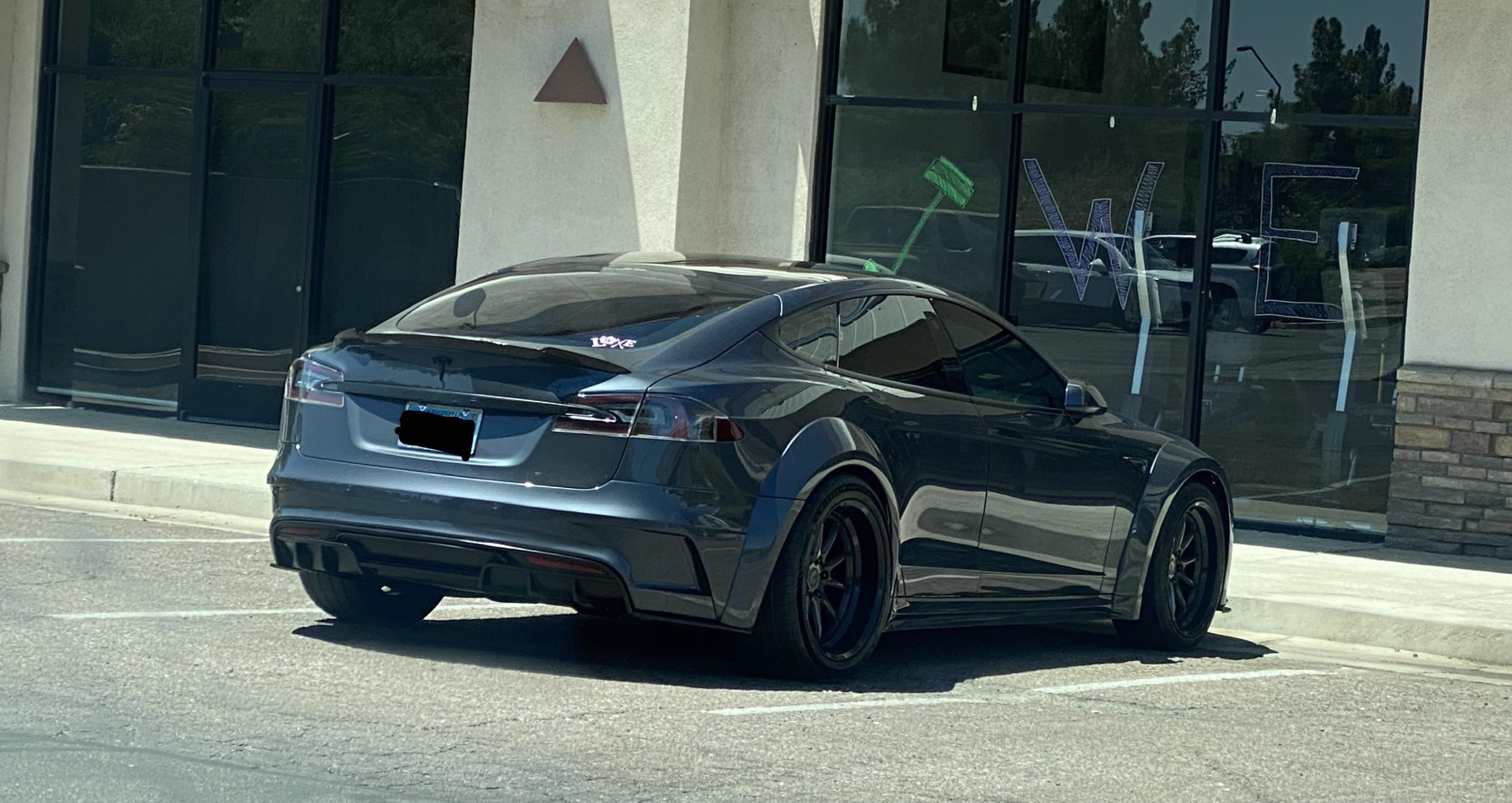 Wide body Tesla Model S AwesomeCarMods