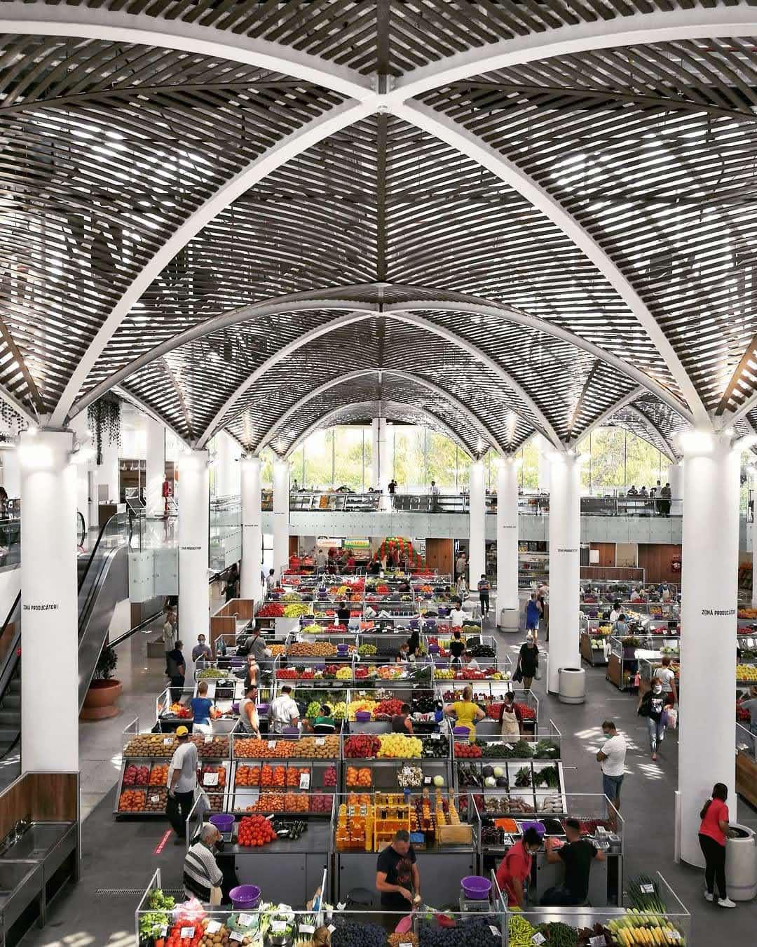 Sa deschis piața de la Piața Sudului (București) r/Romania