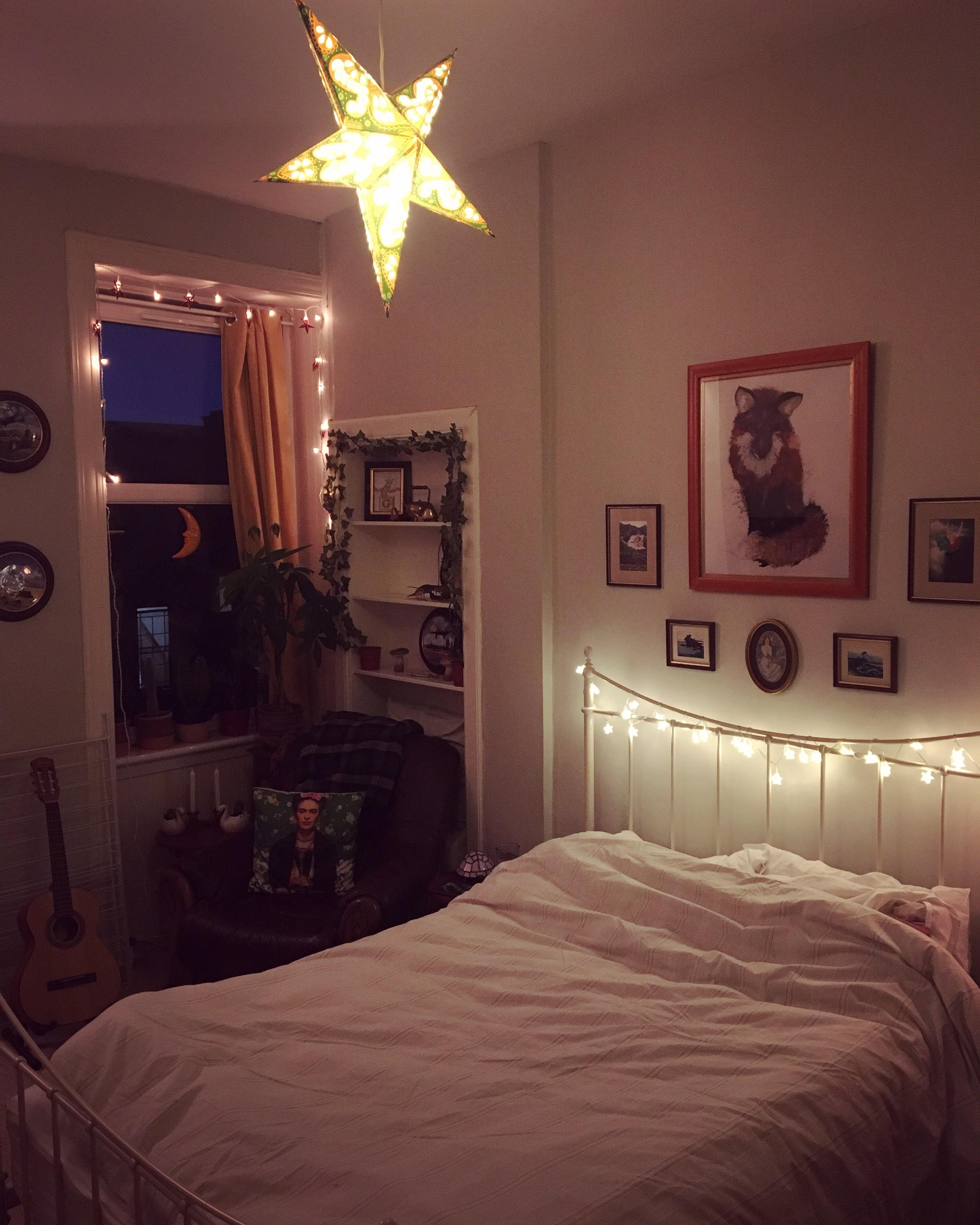 My bedroom in Glasgow by night. r/CozyPlaces