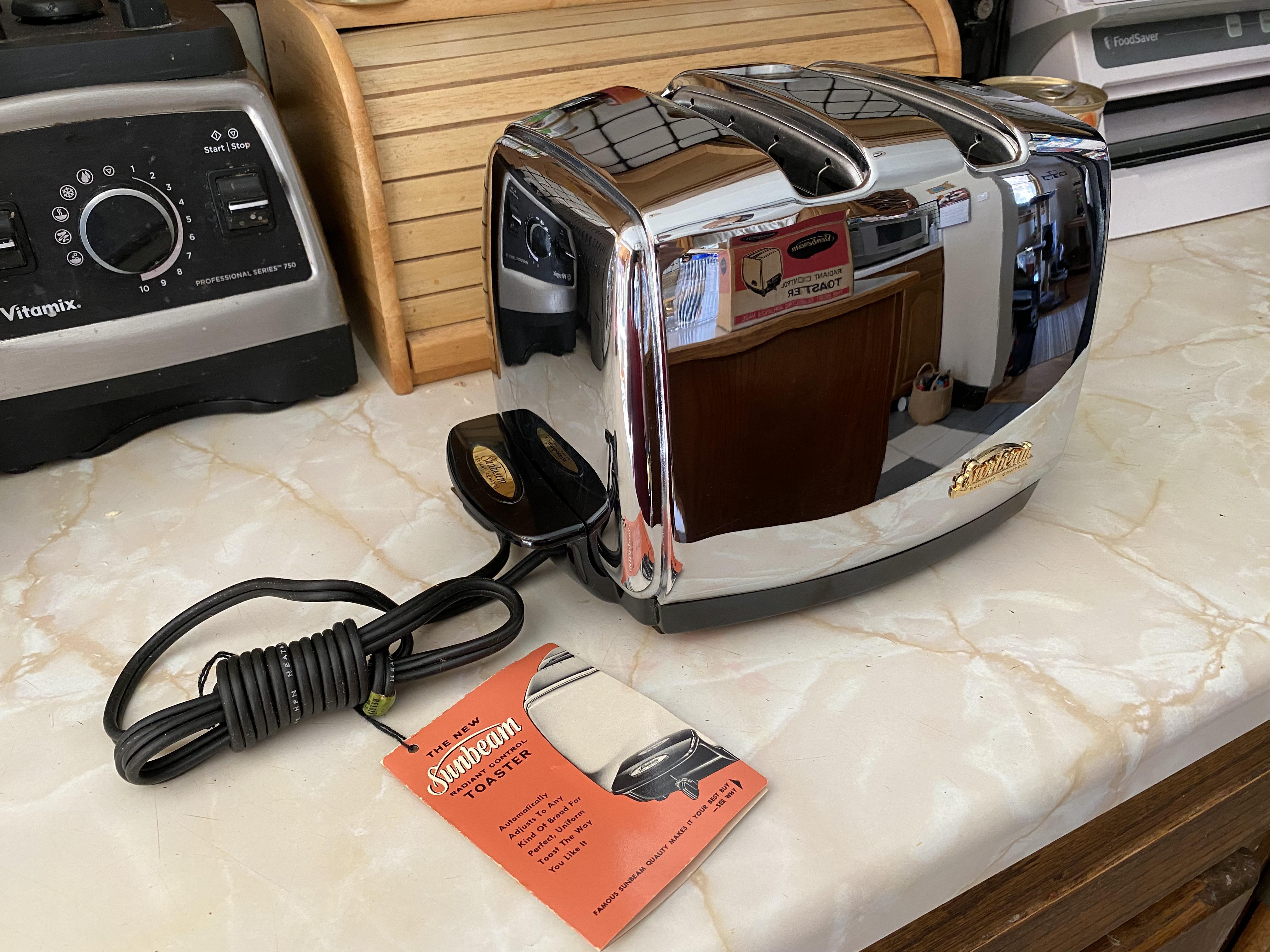 A brand new 71 yearold Sunbeam T35, ready to toast bread until the